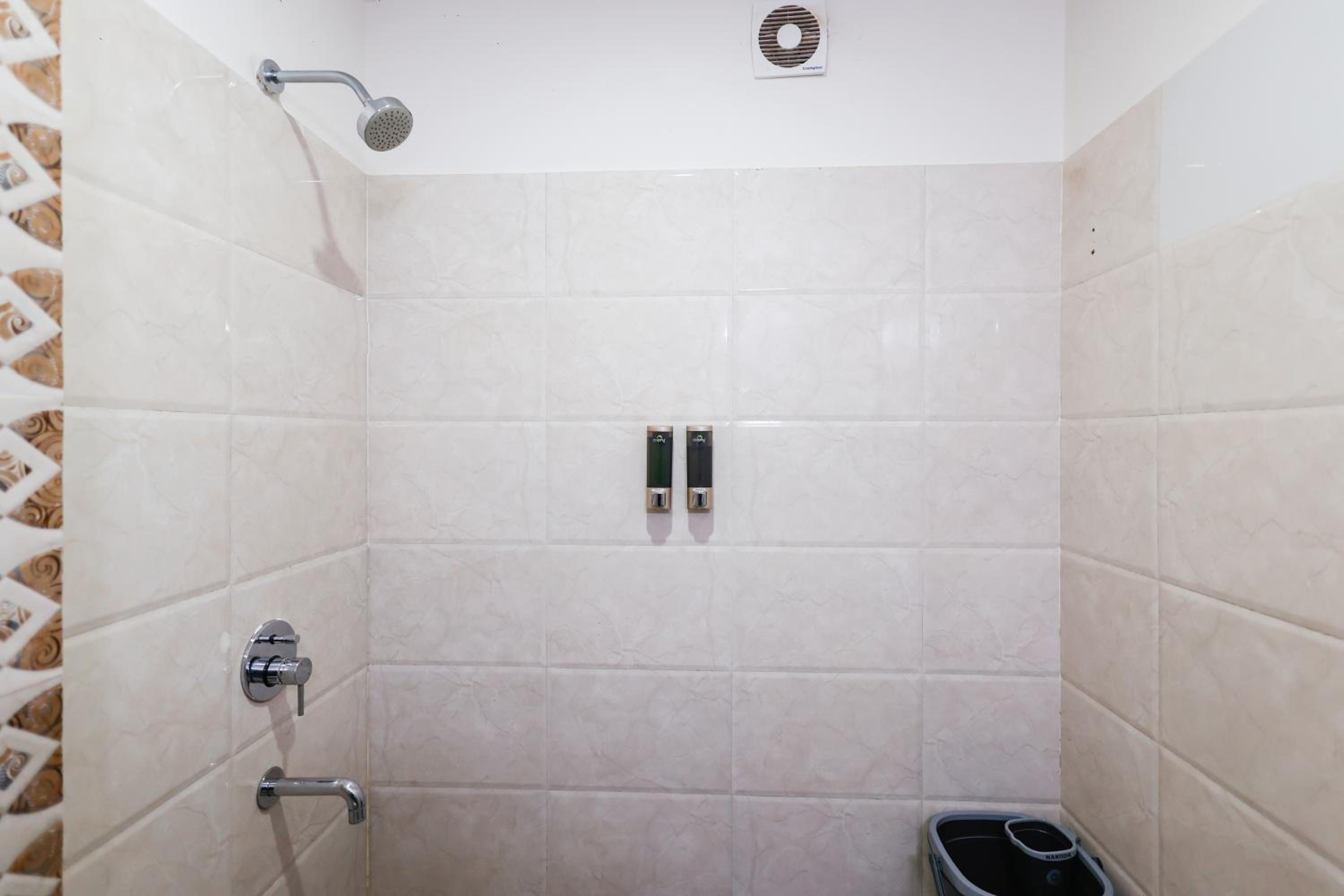 Executive Triple Room - Photo 12