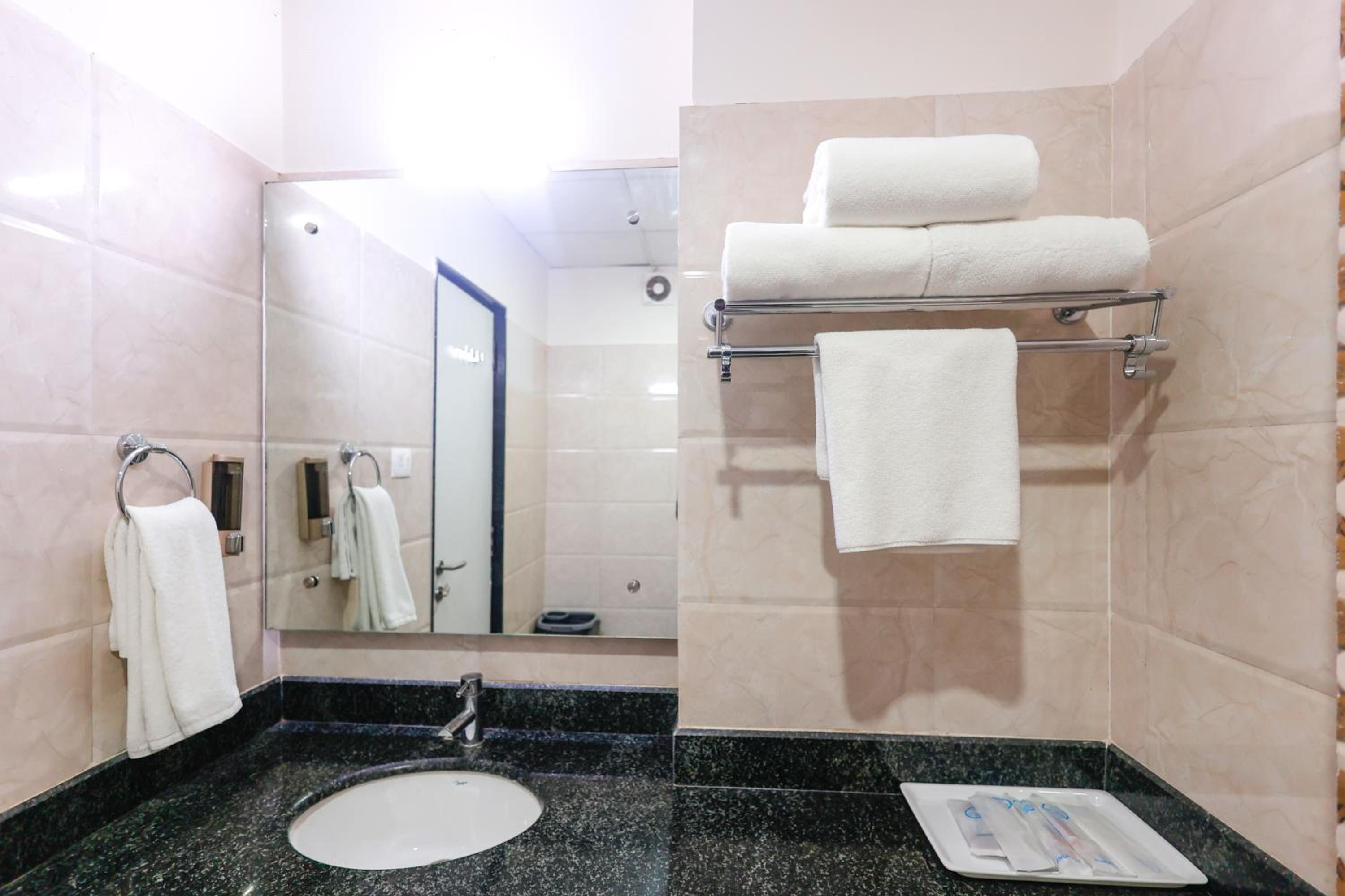 Executive Triple Room - Photo 10