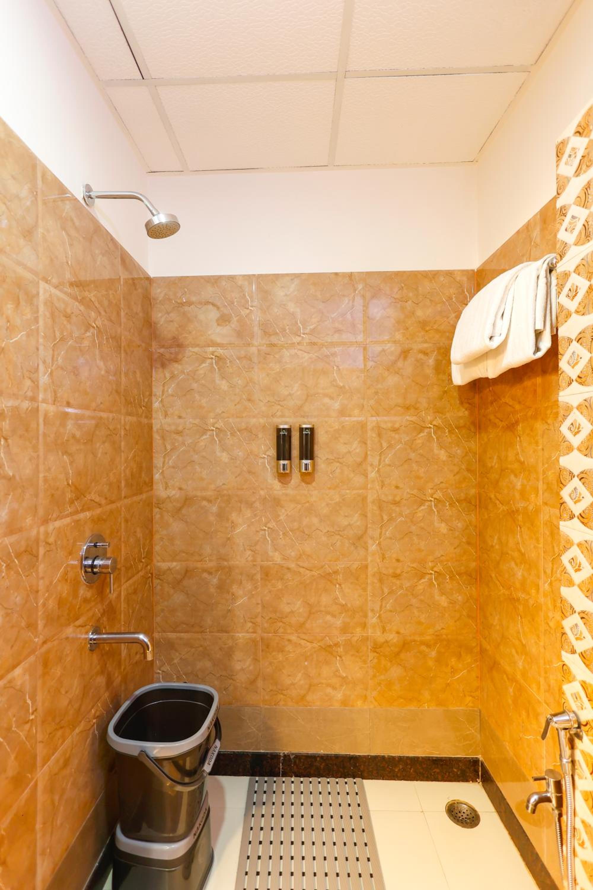 Executive Triple Room - Photo 15