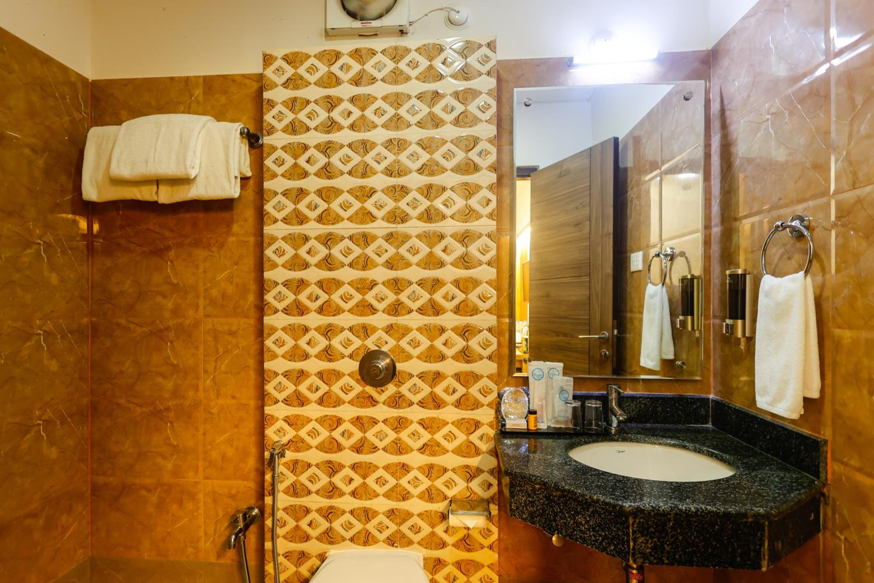 Executive Triple Room - Photo 9