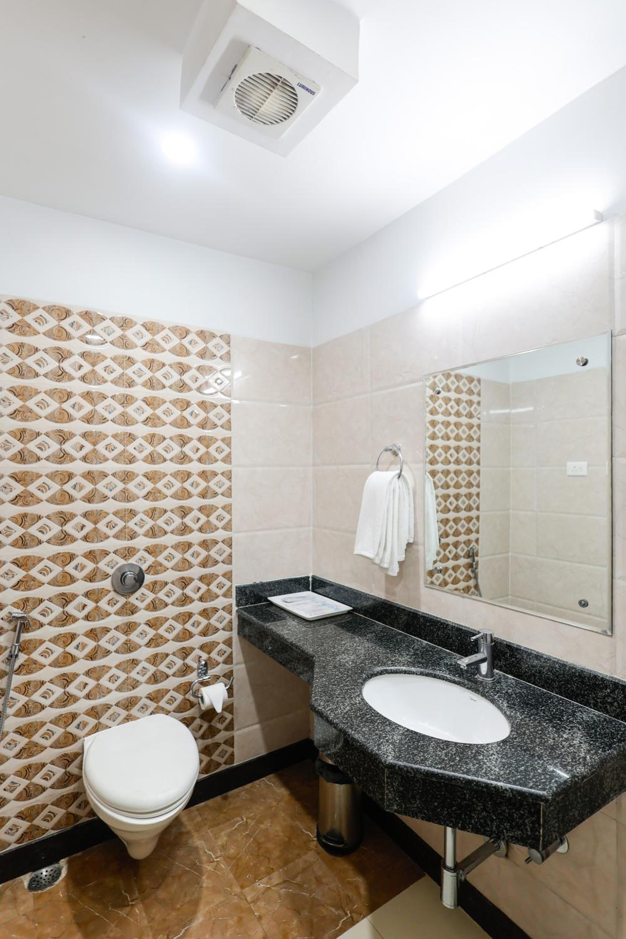 Quadruple Room - Photo 4