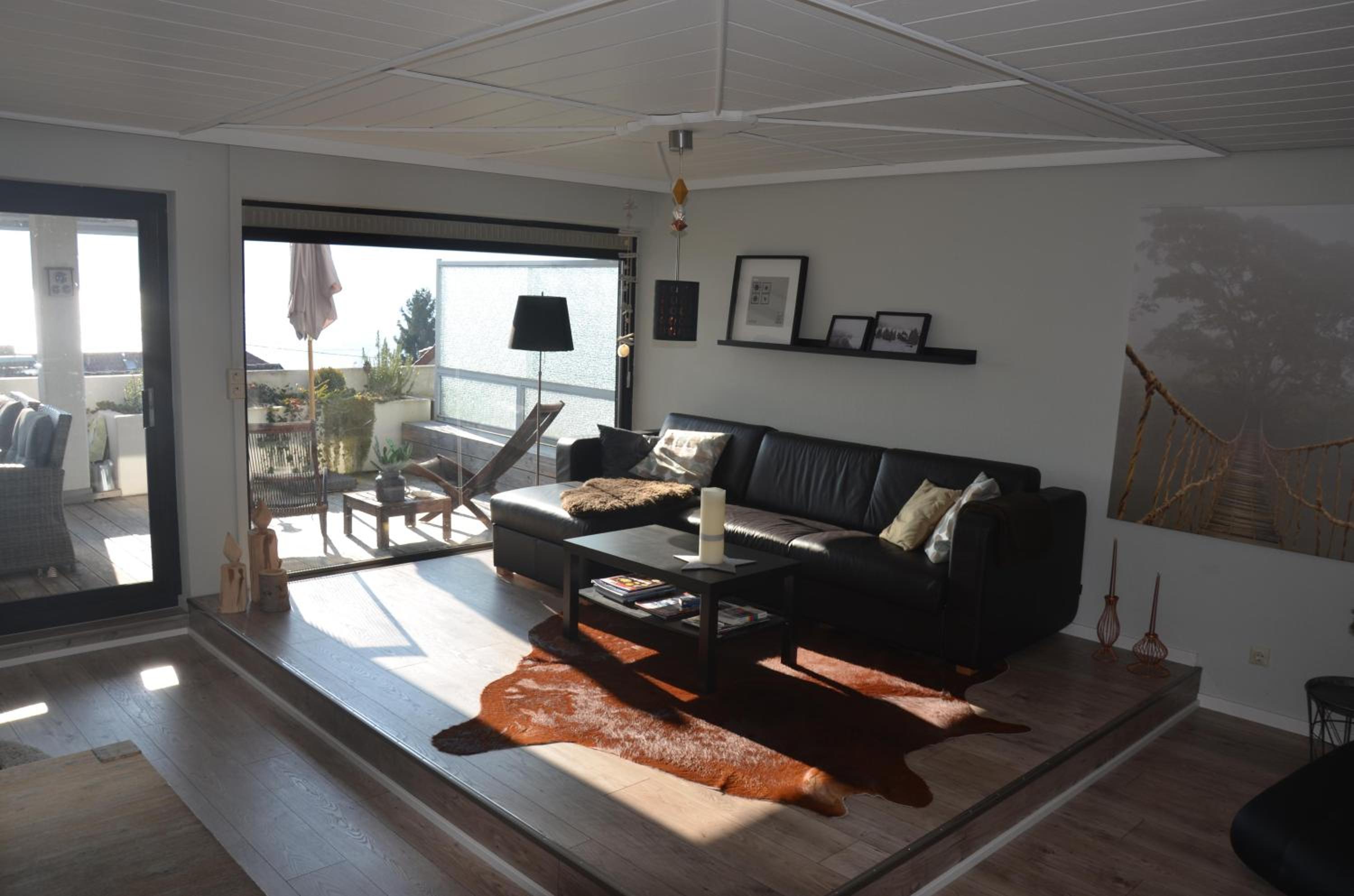 Apartment with Lake View photo 1