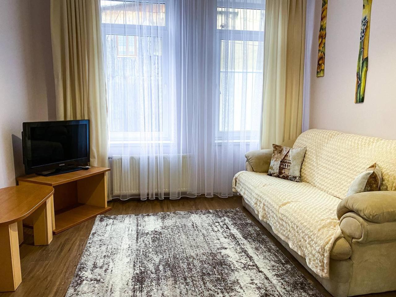 Standard Twin Room with Sofa photo 1