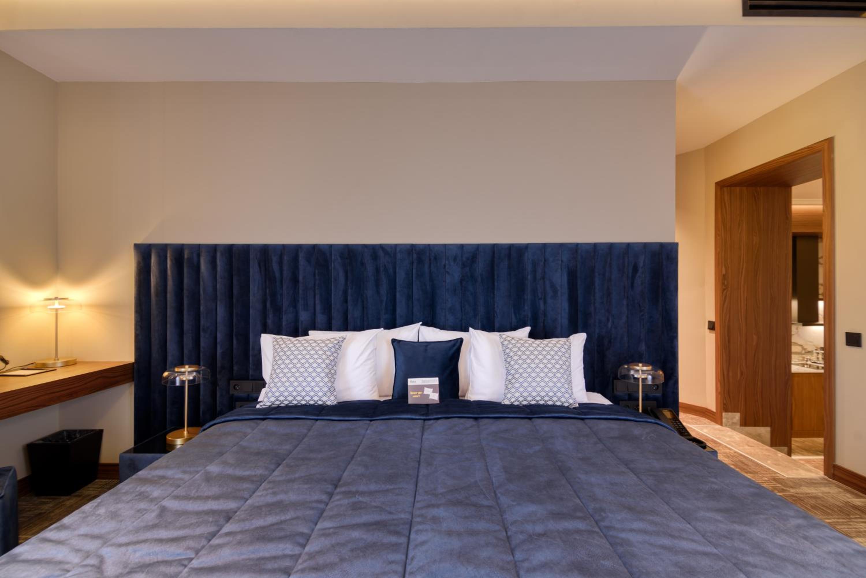 Superior Suite photo 3