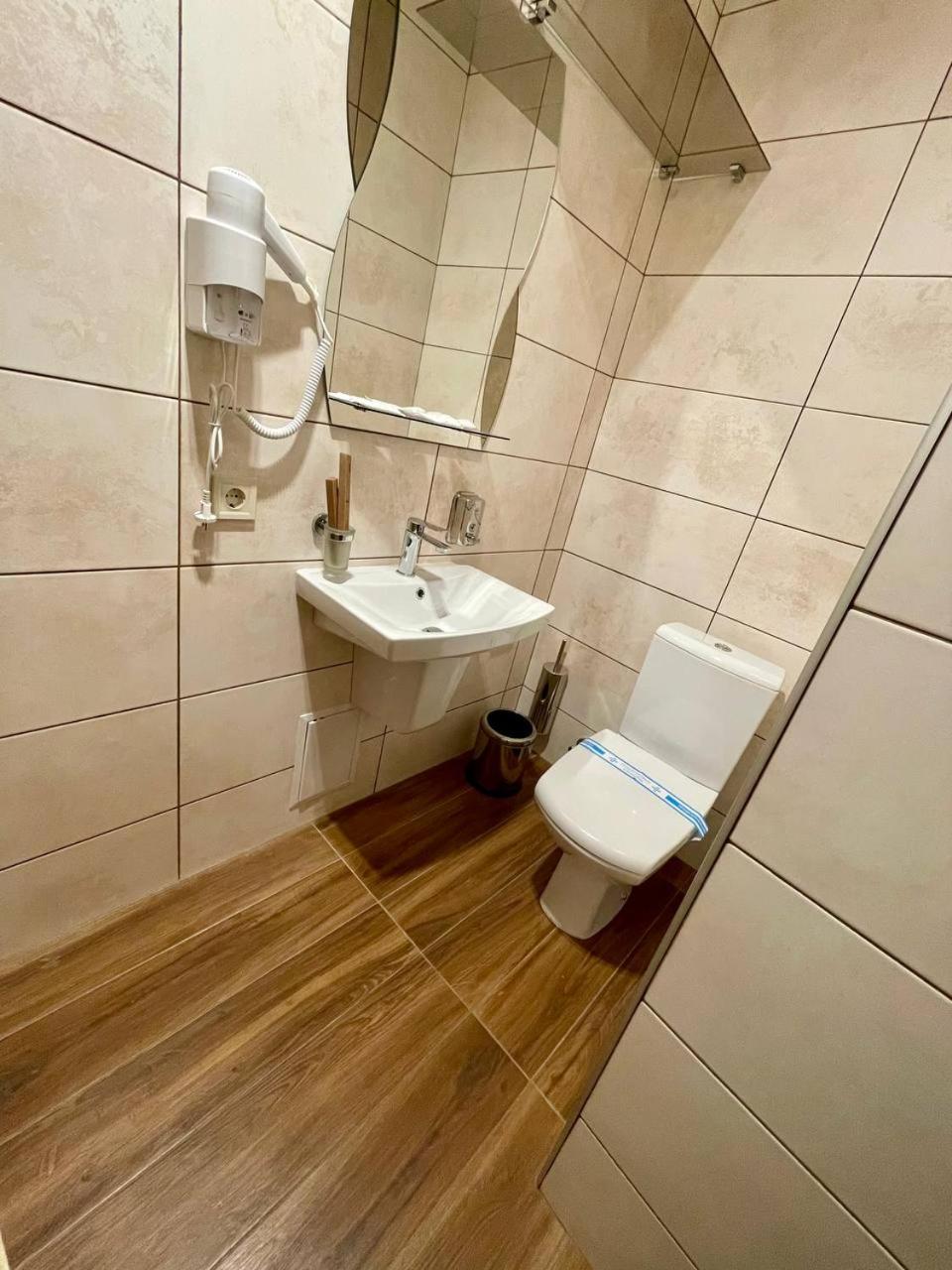 Standard Twin Room photo 3