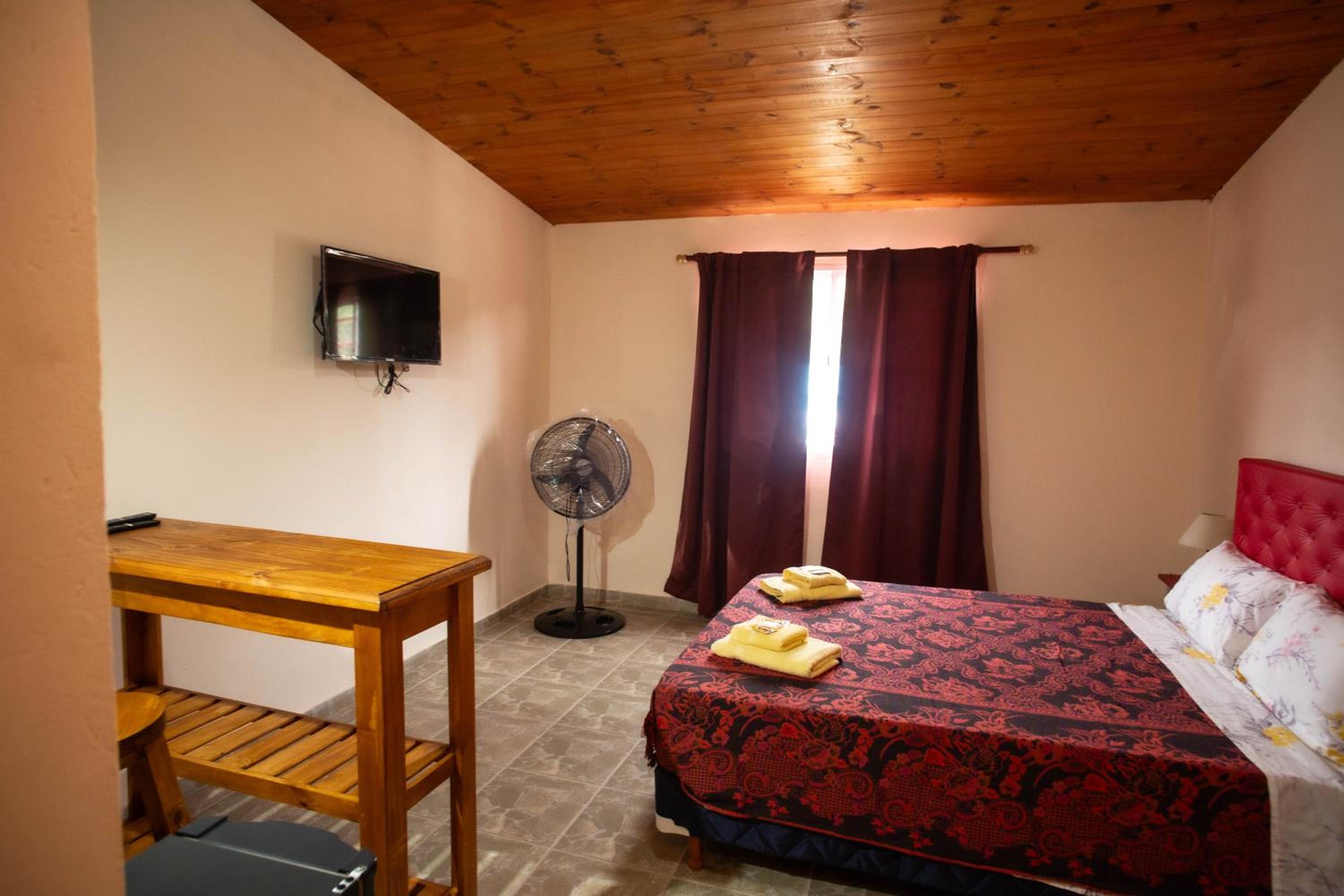 Large Double or Twin Room photo 2