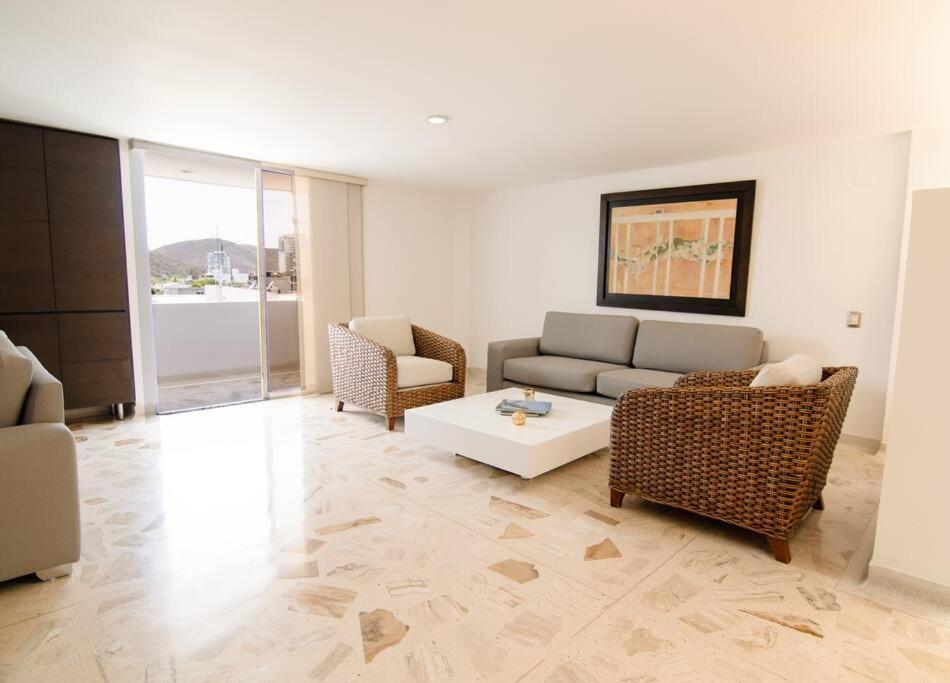 Three-Bedroom Apartment photo 1