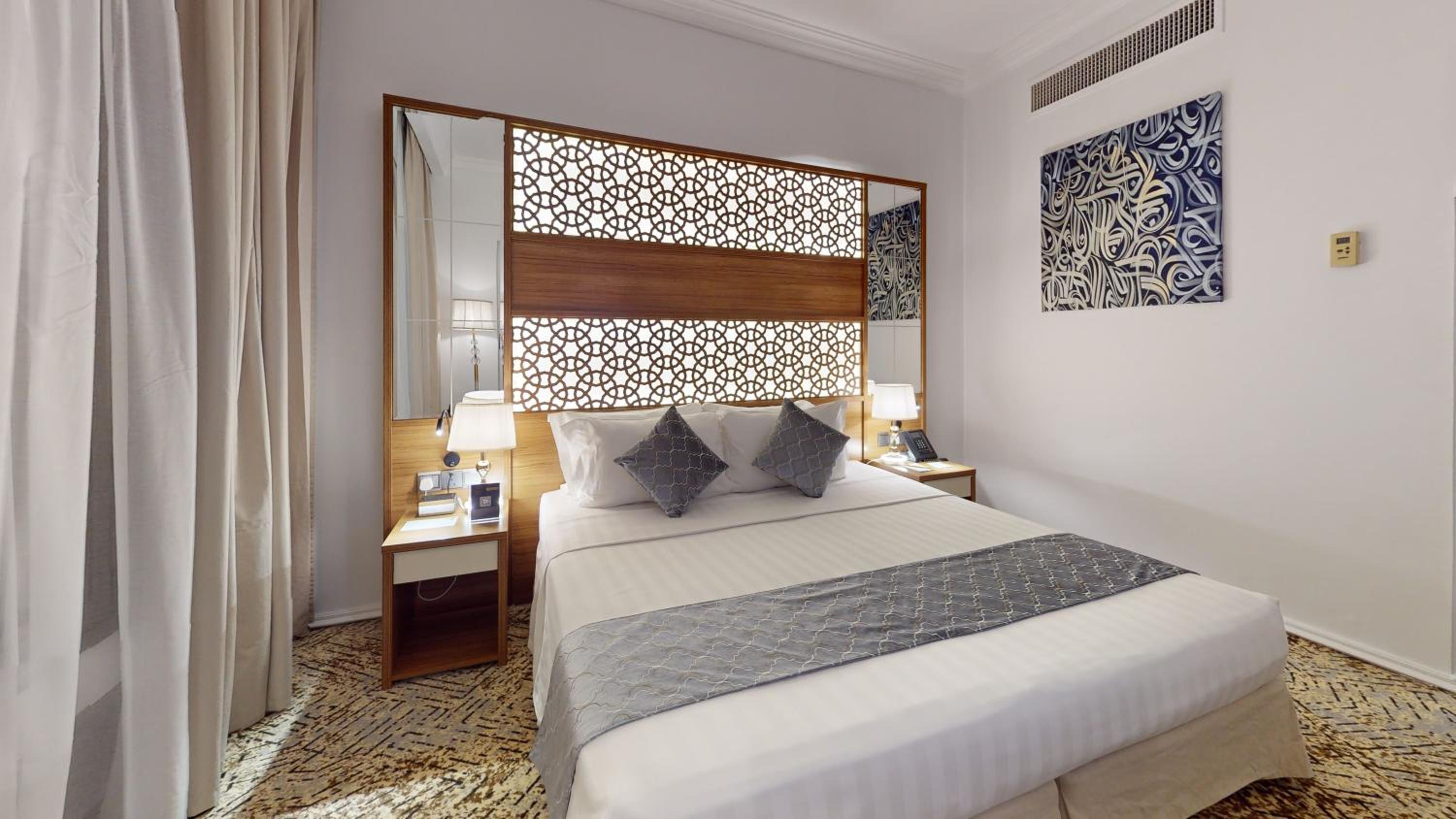 Standard King Room