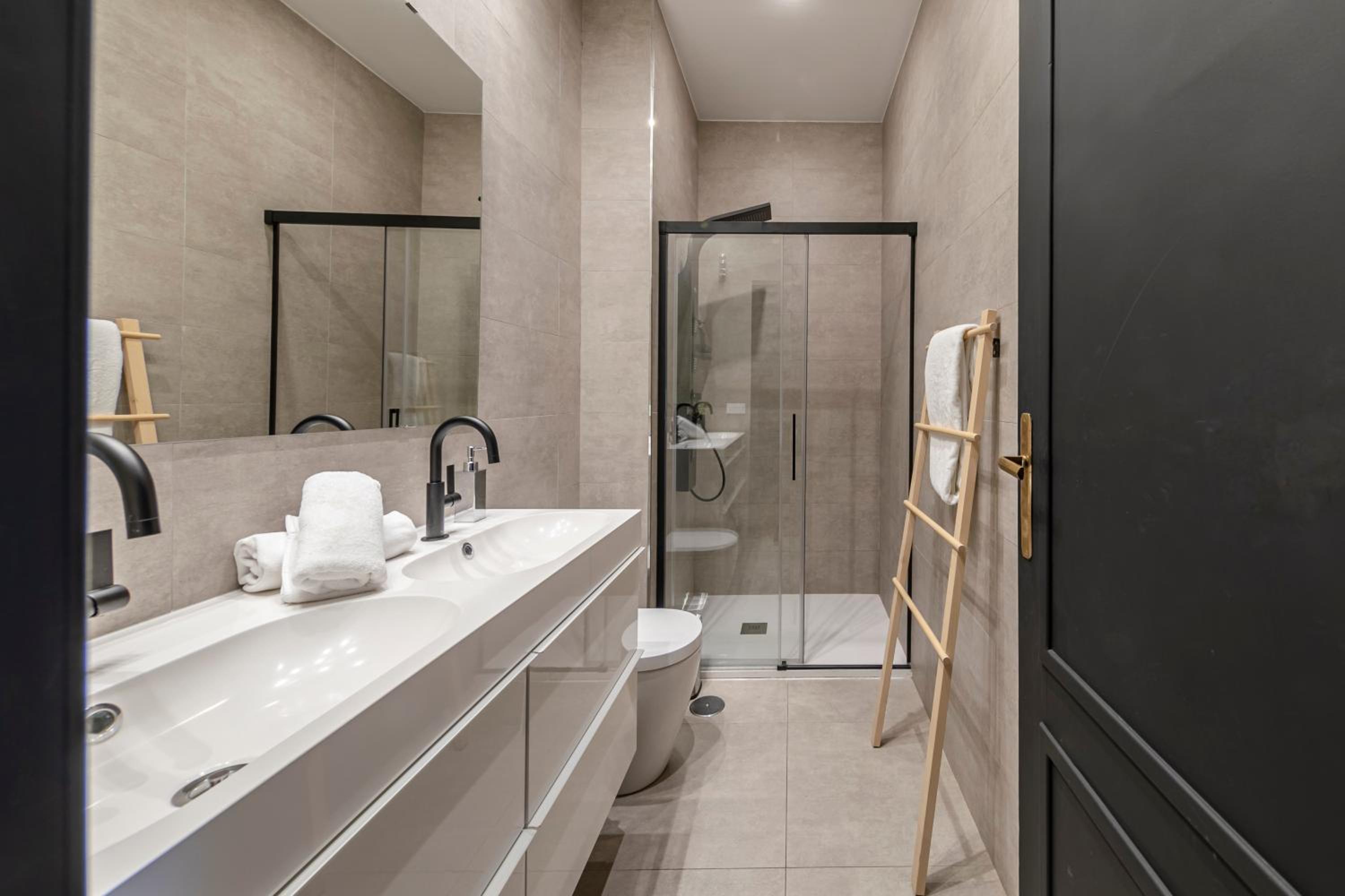 Two-Bedroom Apartment - Photo 92