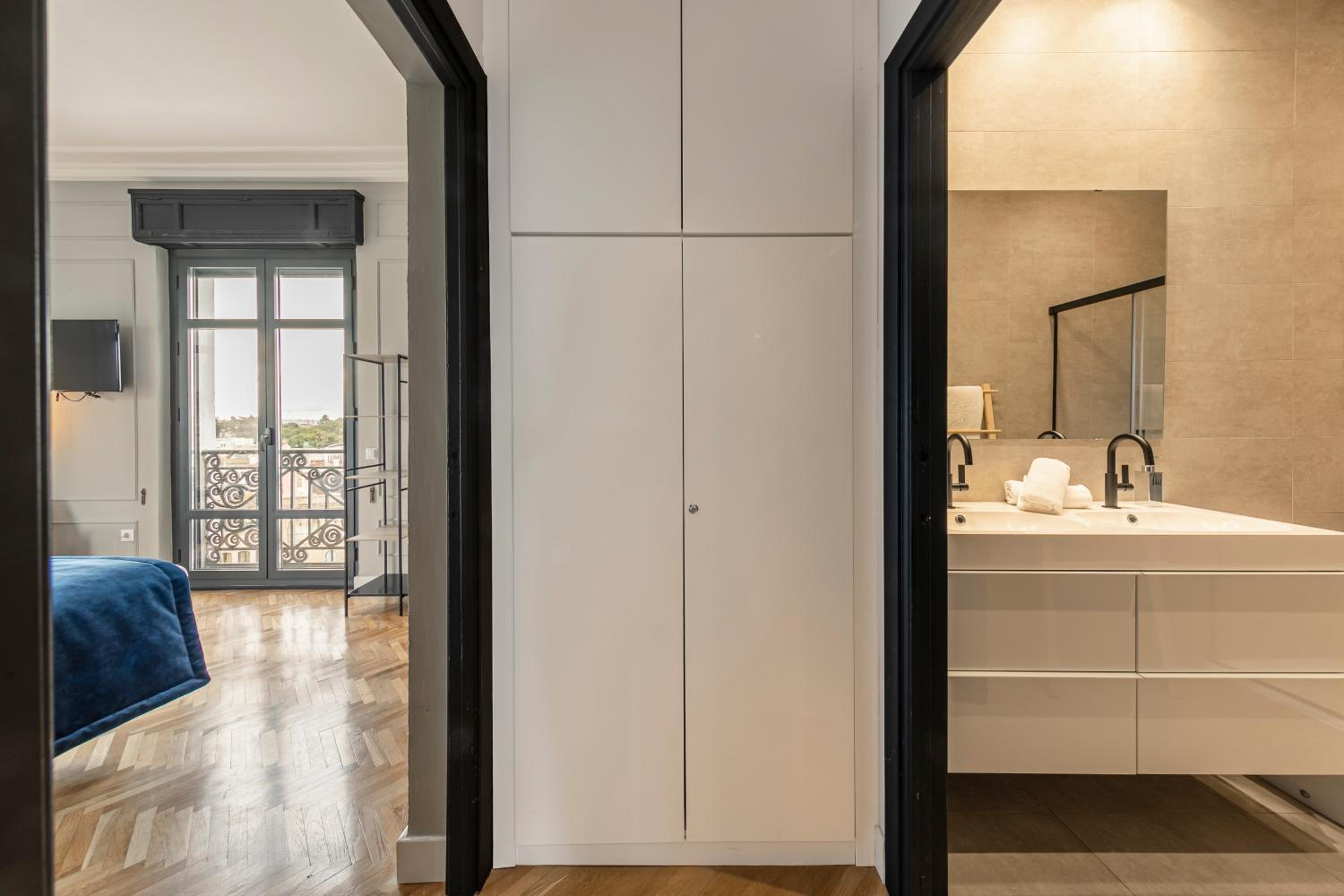 Two-Bedroom Apartment - Photo 19