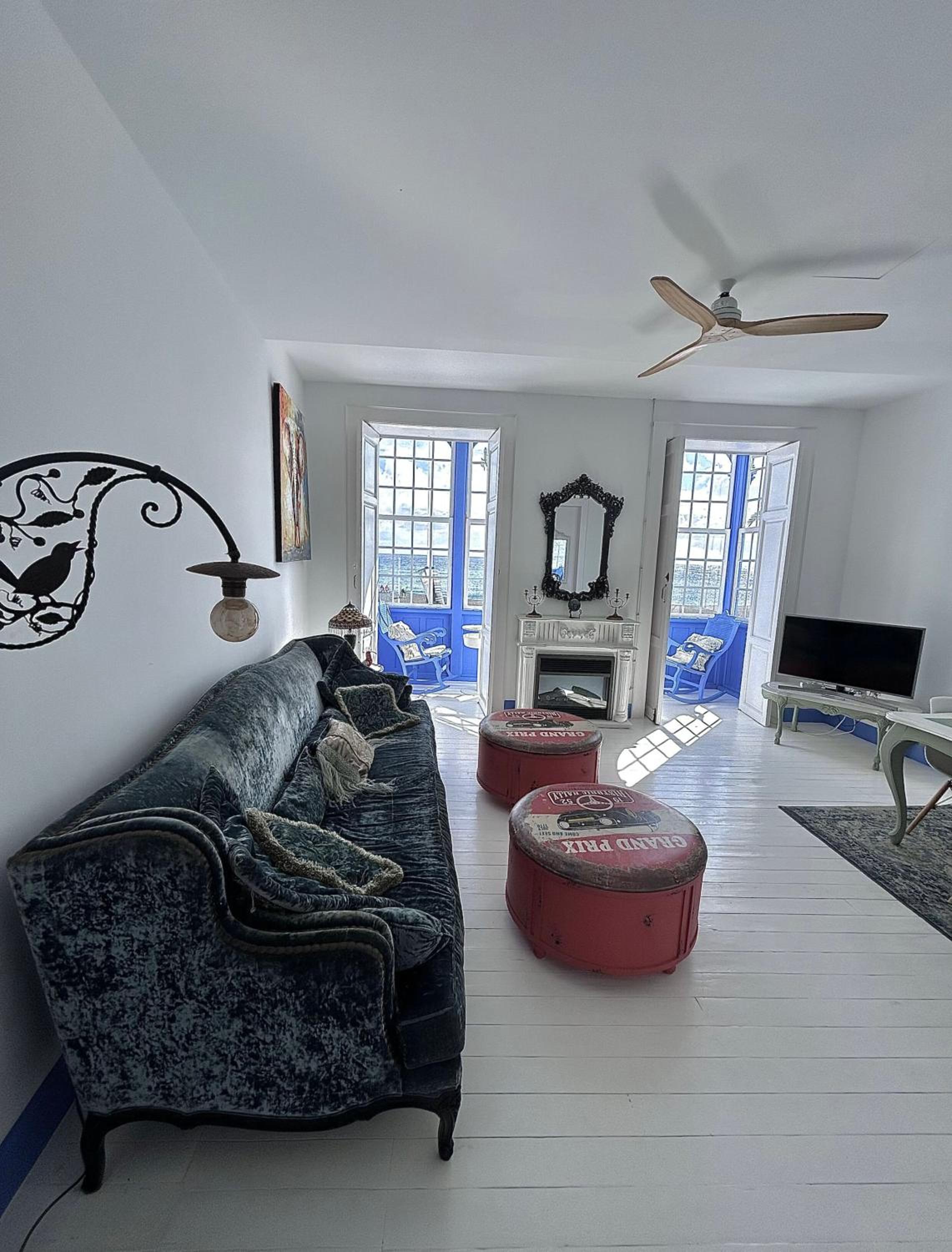 Apartment with Sea View photo 2