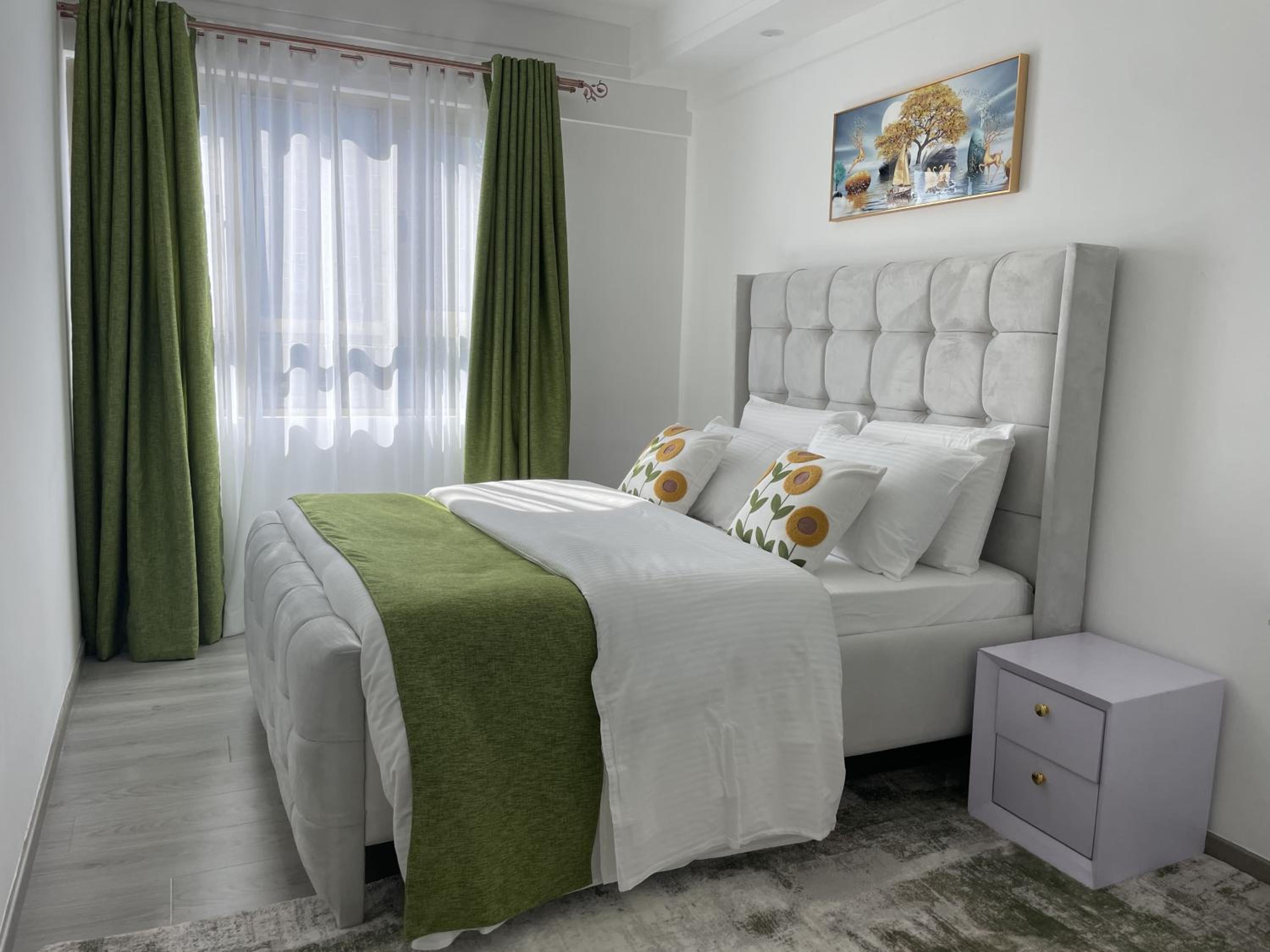 One-Bedroom Apartment