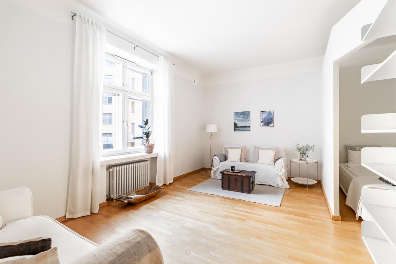 One-Bedroom Apartment