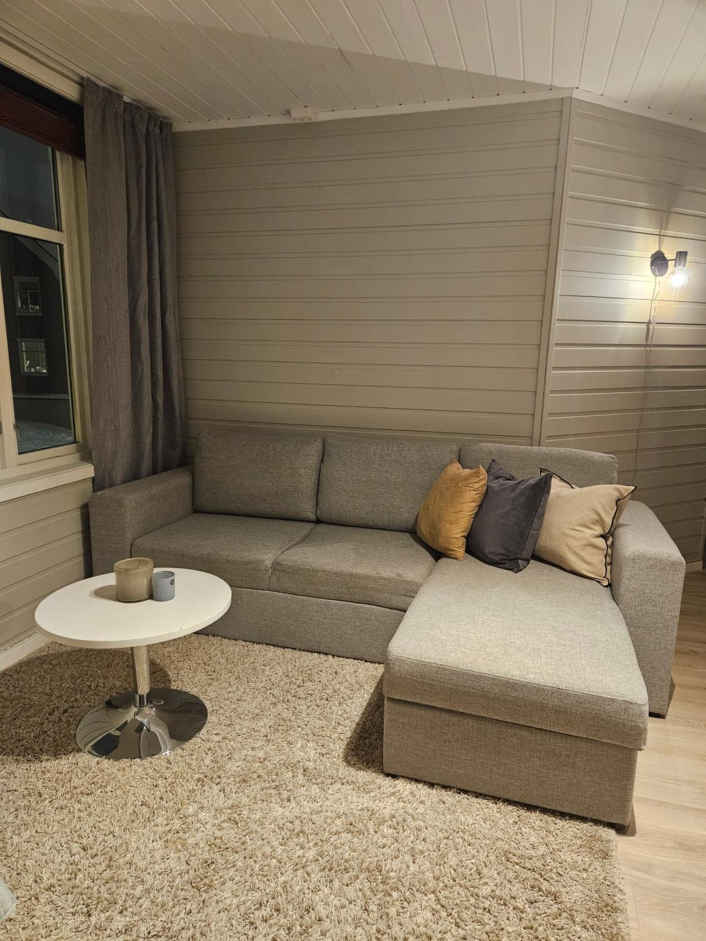 Two-Bedroom Apartment - Photo 3