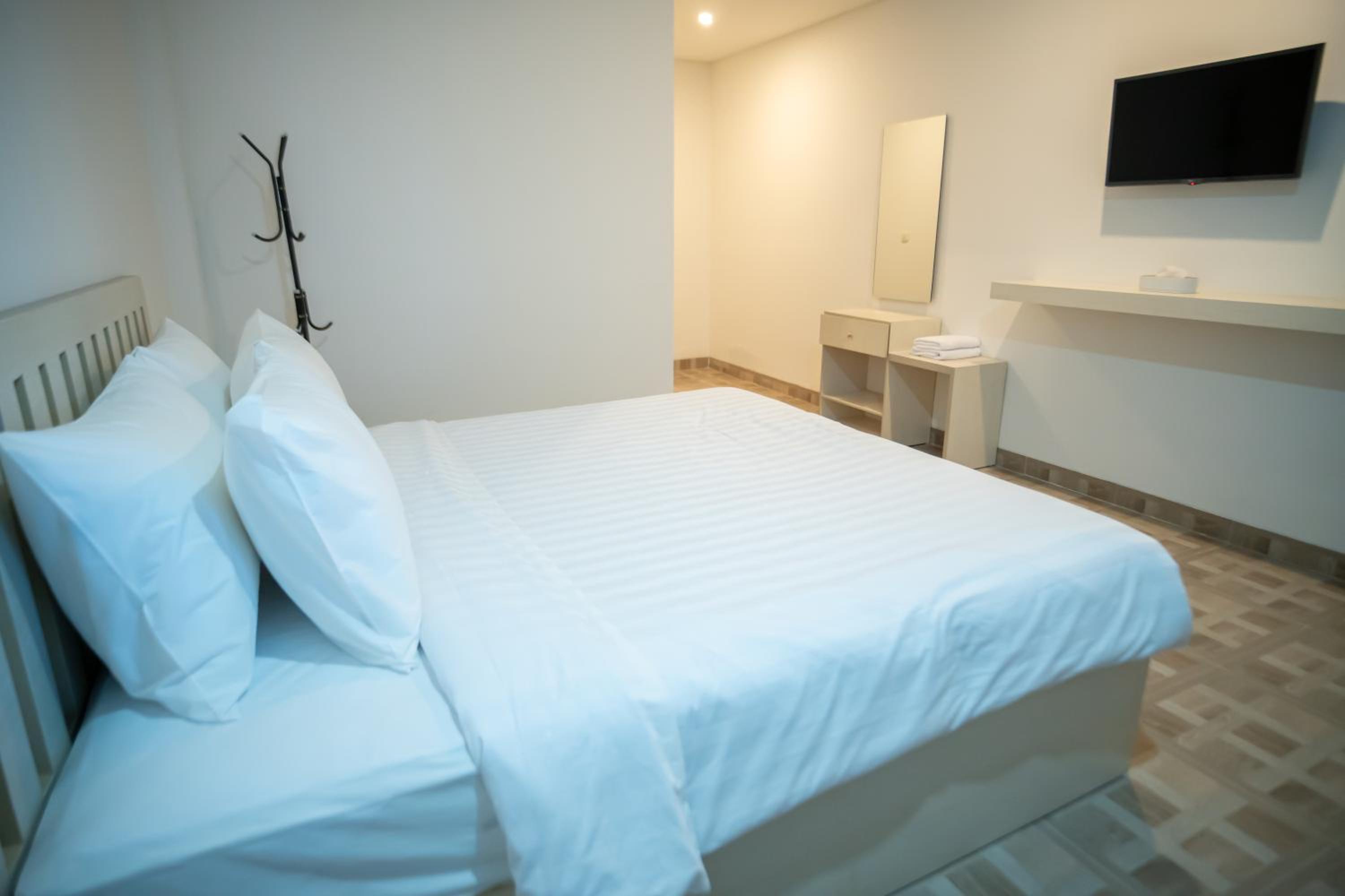 Deluxe Double or Twin Room photo 1
