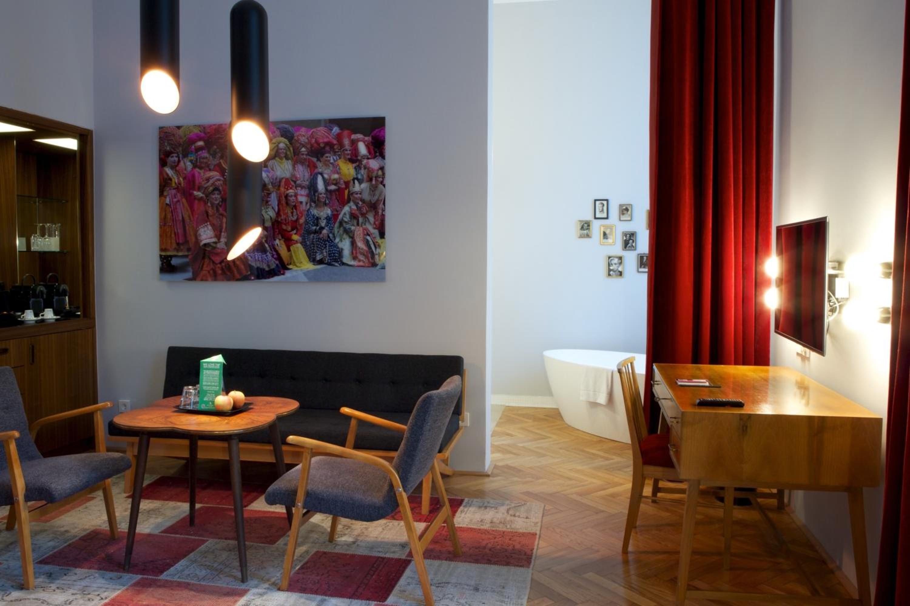 Suite Medium photo 3