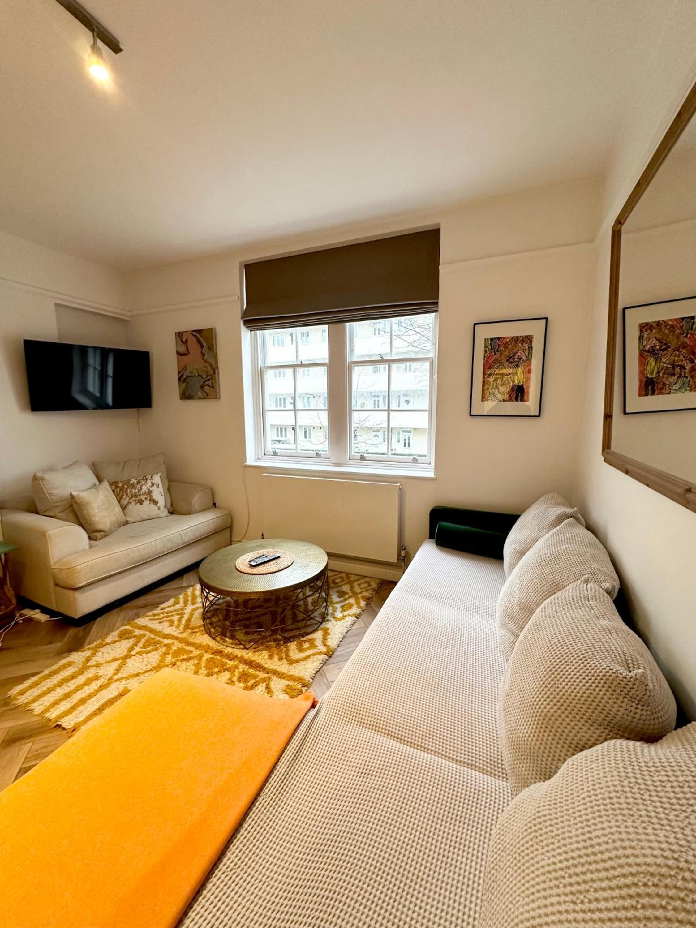Two-Bedroom Apartment photo 2
