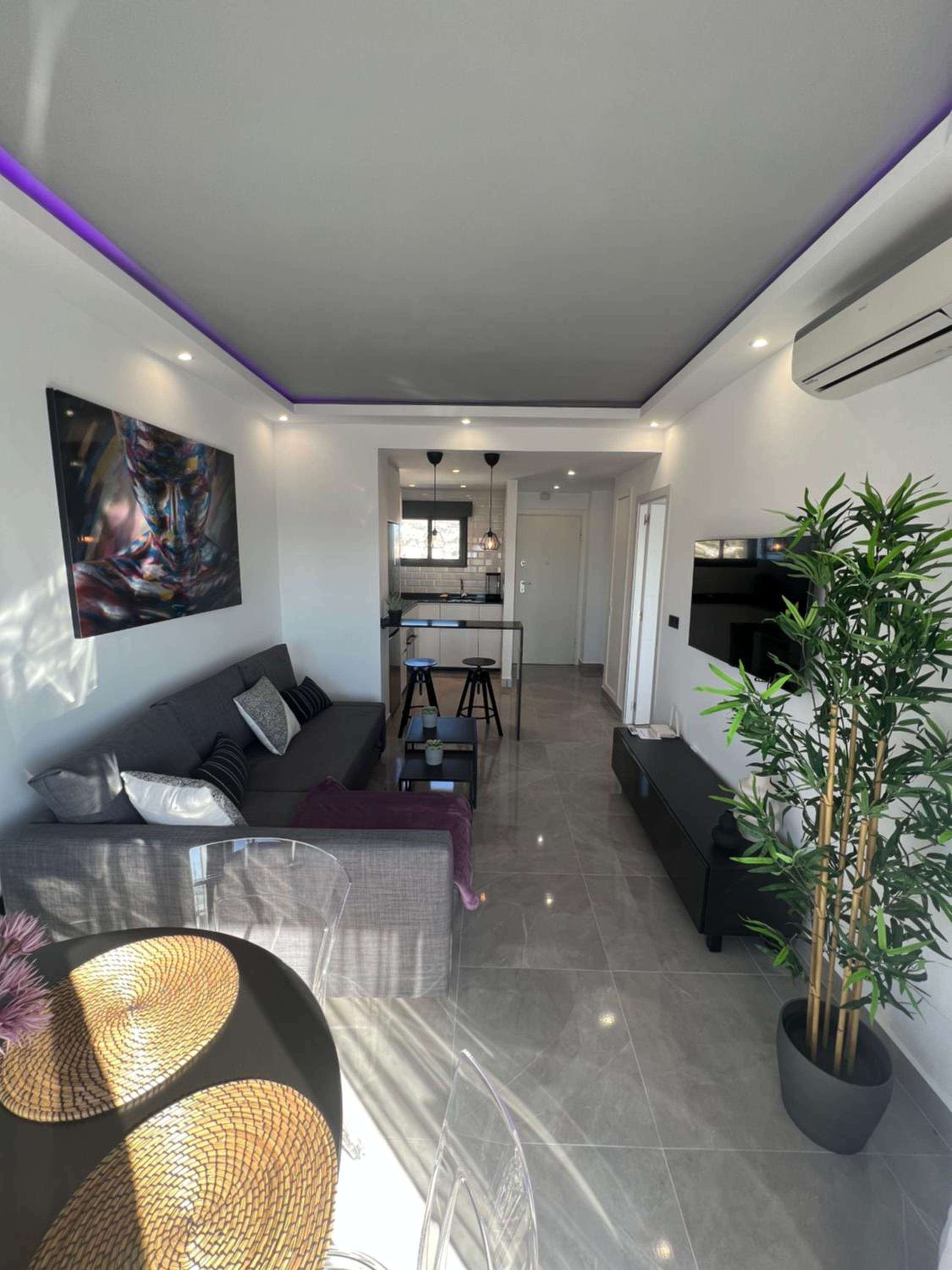 Apartamento con vista al mar