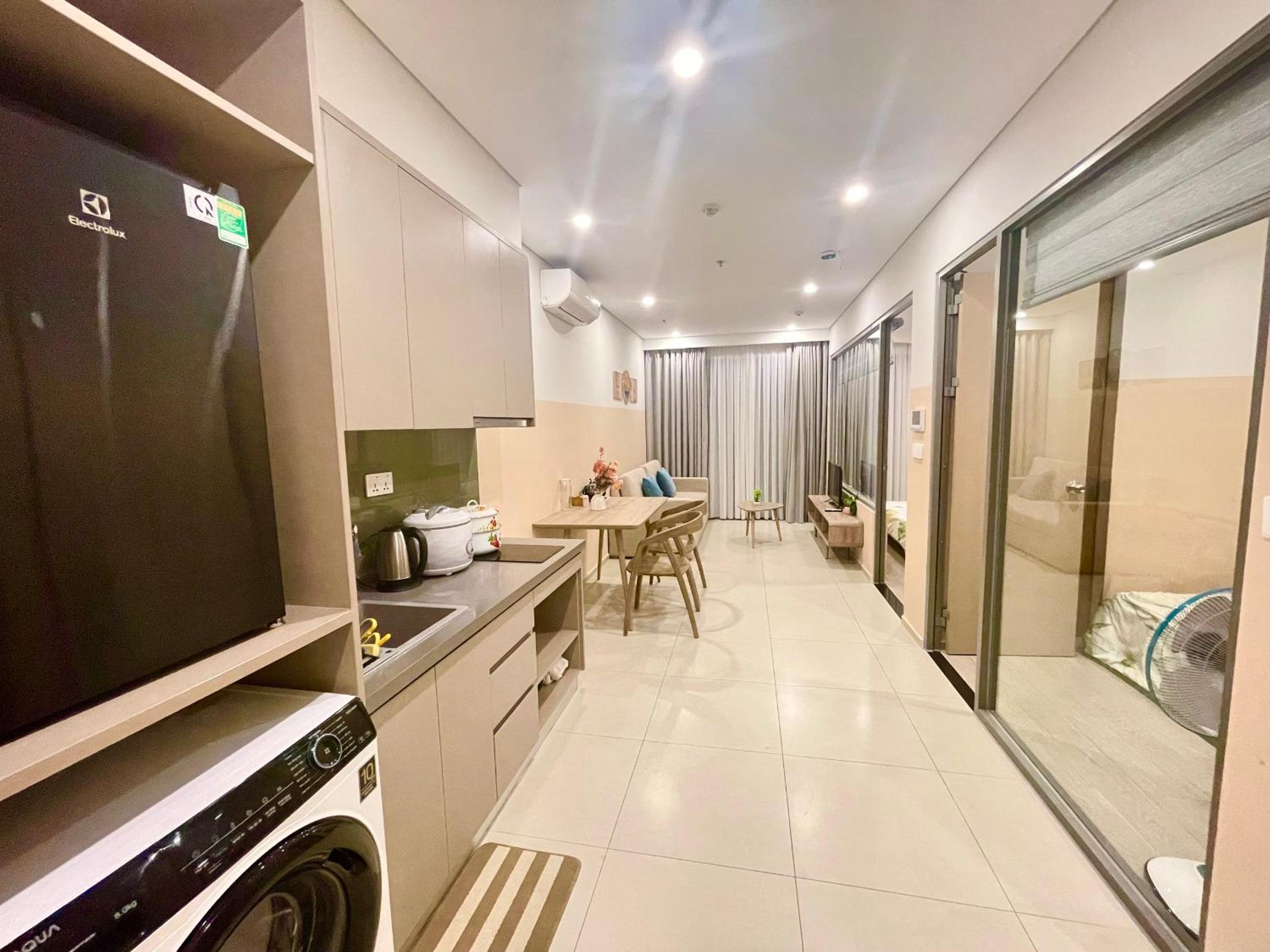 Two-Bedroom Apartment With Balcony - Photo 11