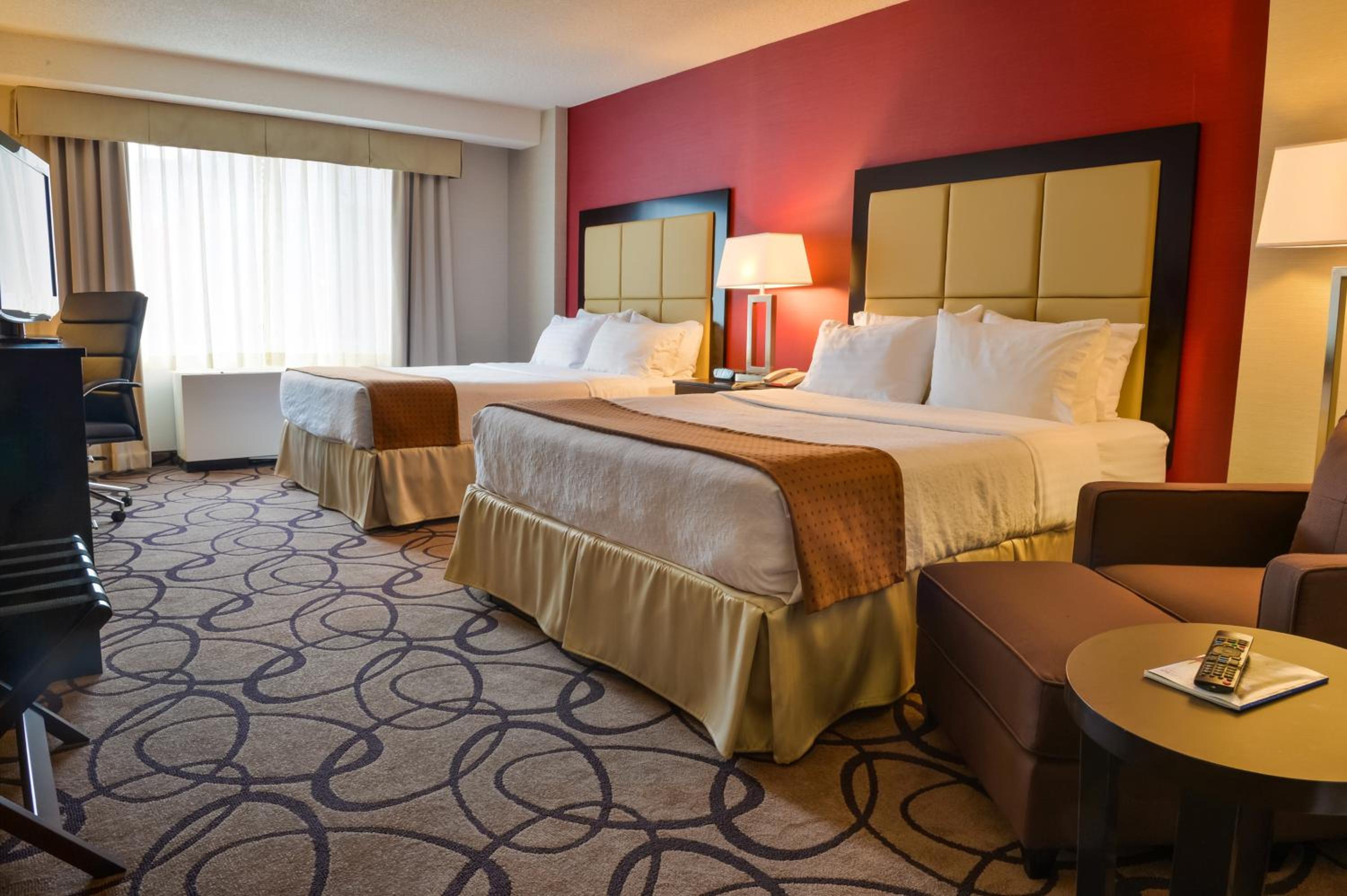 Standard Room with Two Queen Beds - Photo 1