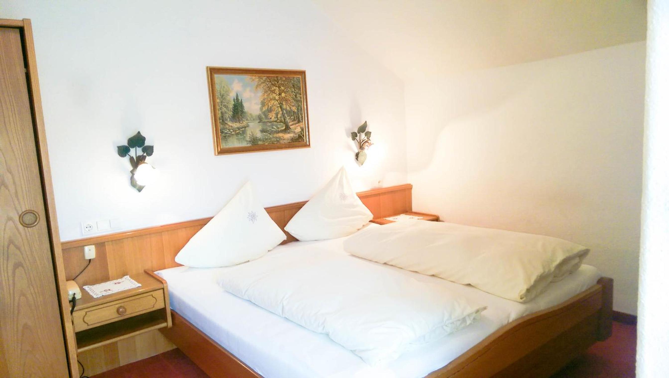 Small Double Room photo 2
