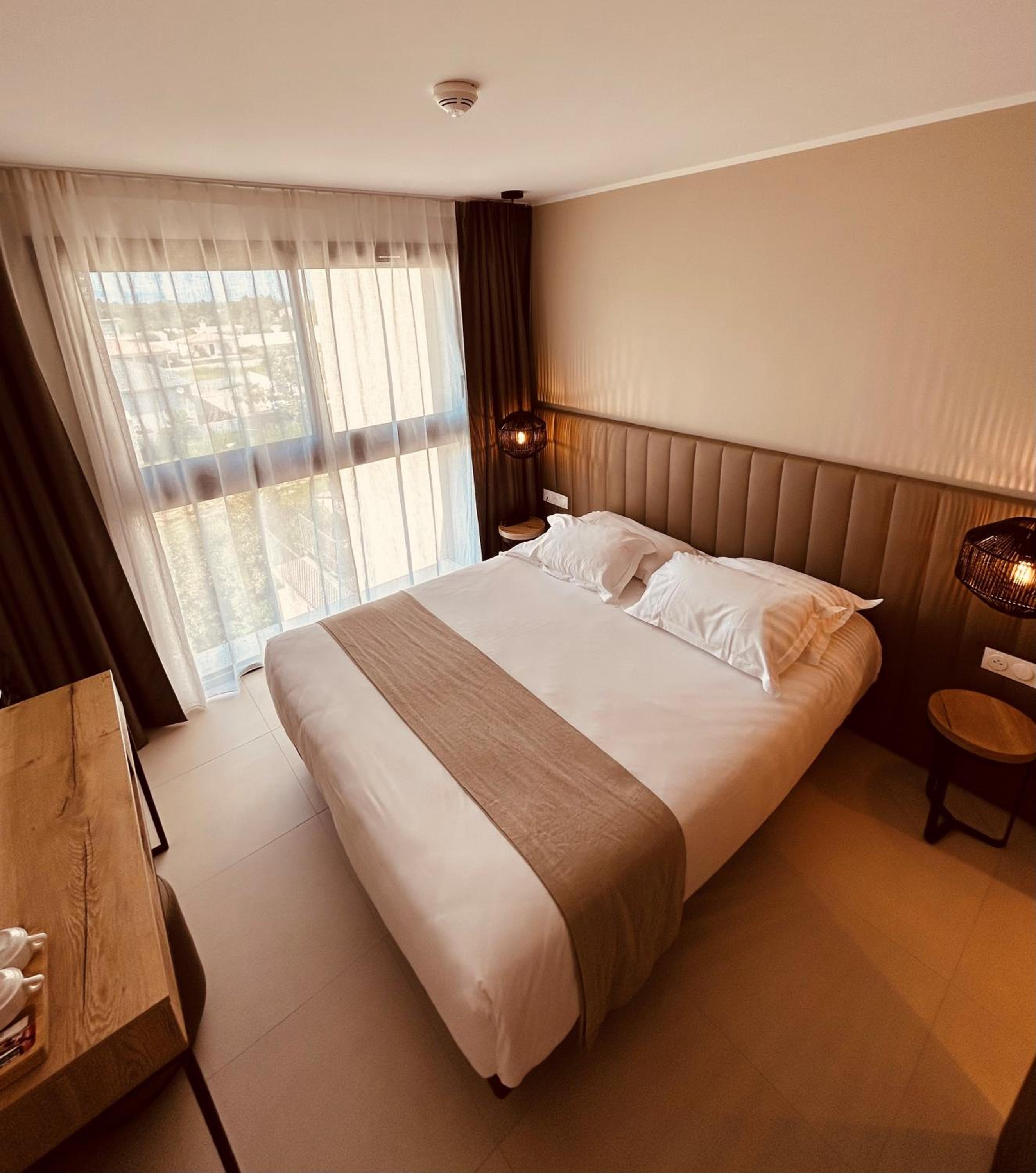 Standard Double Room - Photo 3