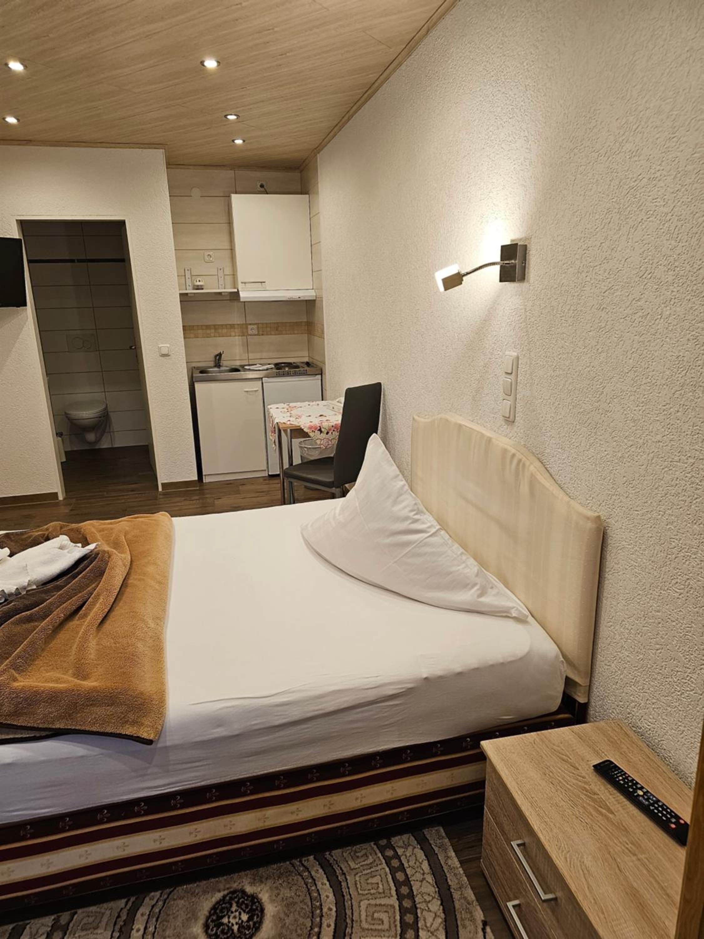 Single Room photo 2