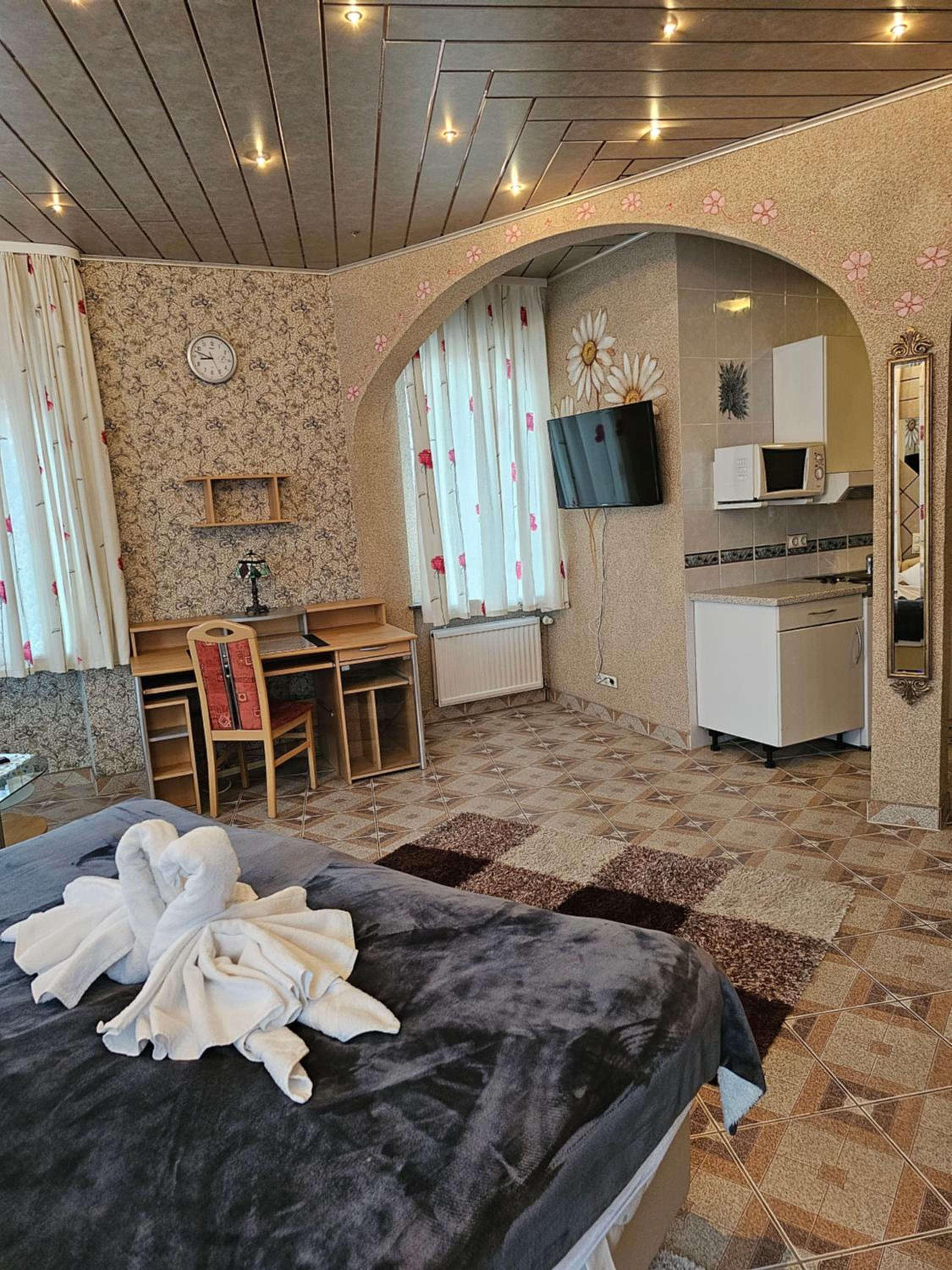 Double Room - Photo 1