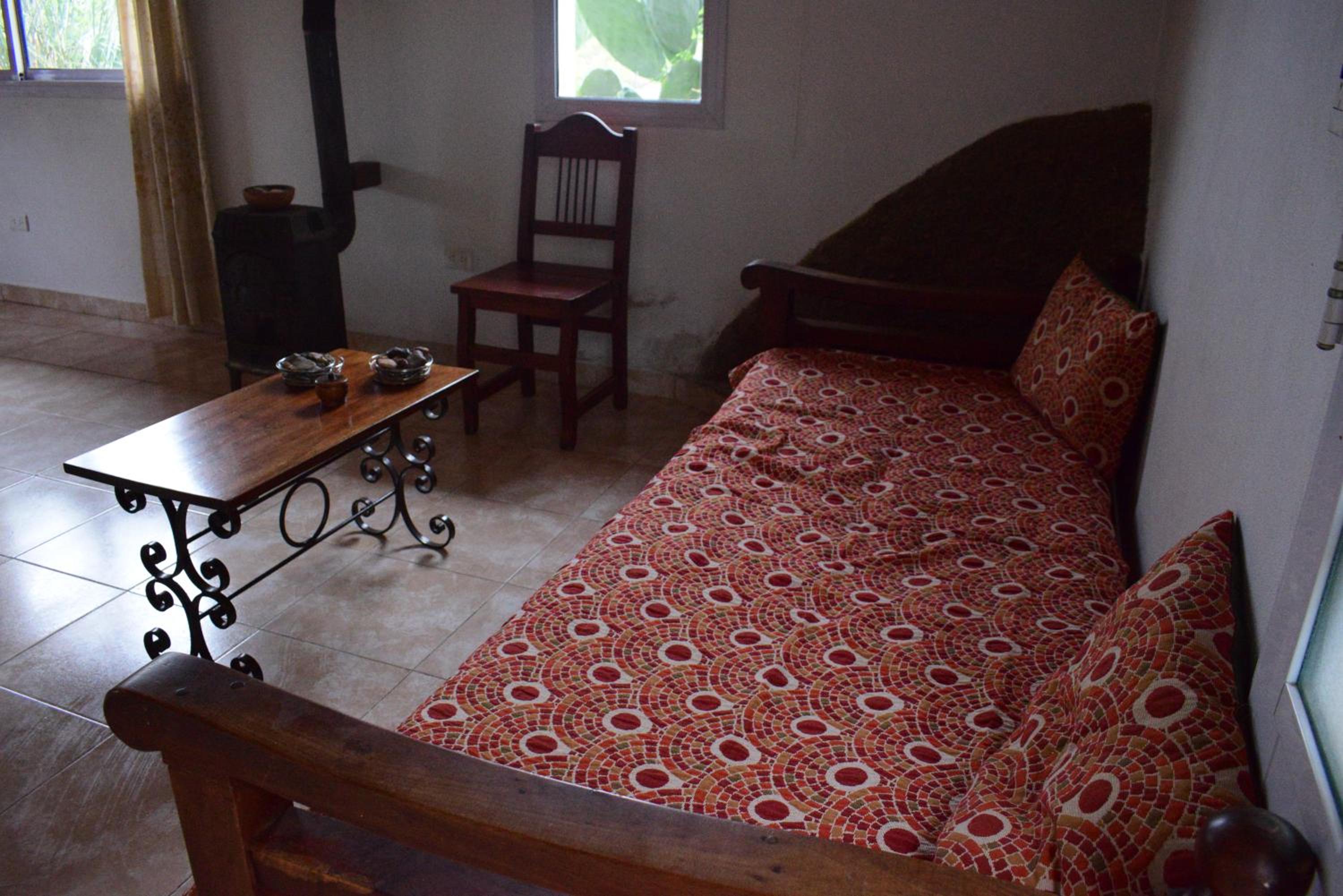 One-Bedroom House photo 1