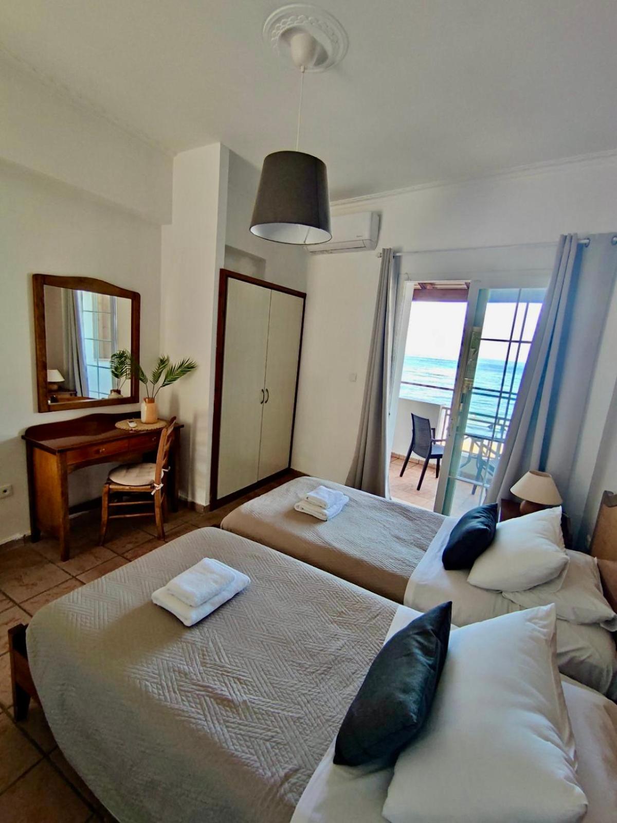 Studio with Sea View