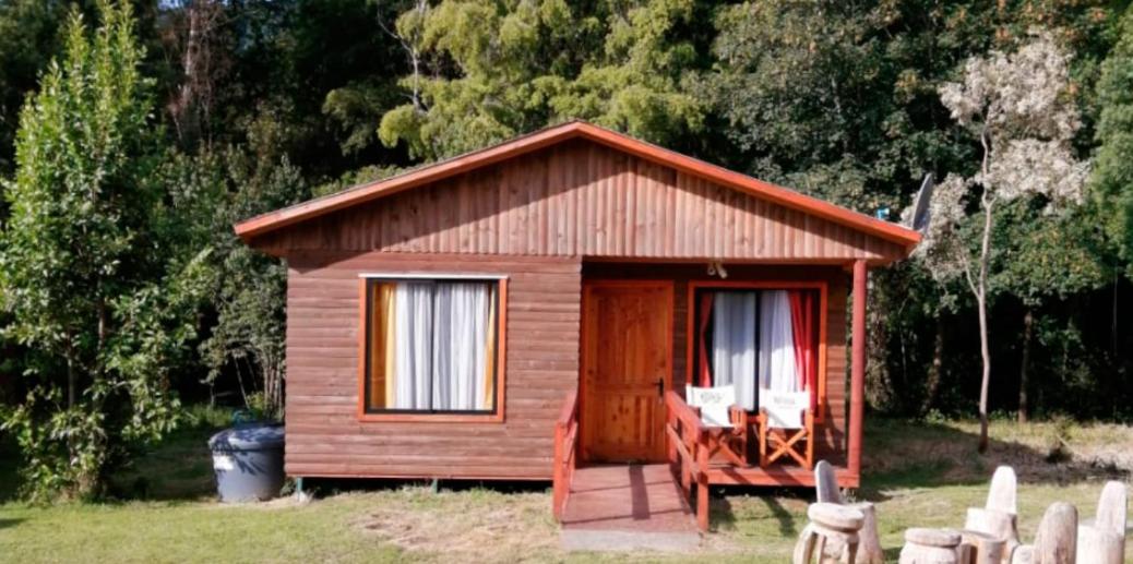 Three-Bedroom Apartment photo 2