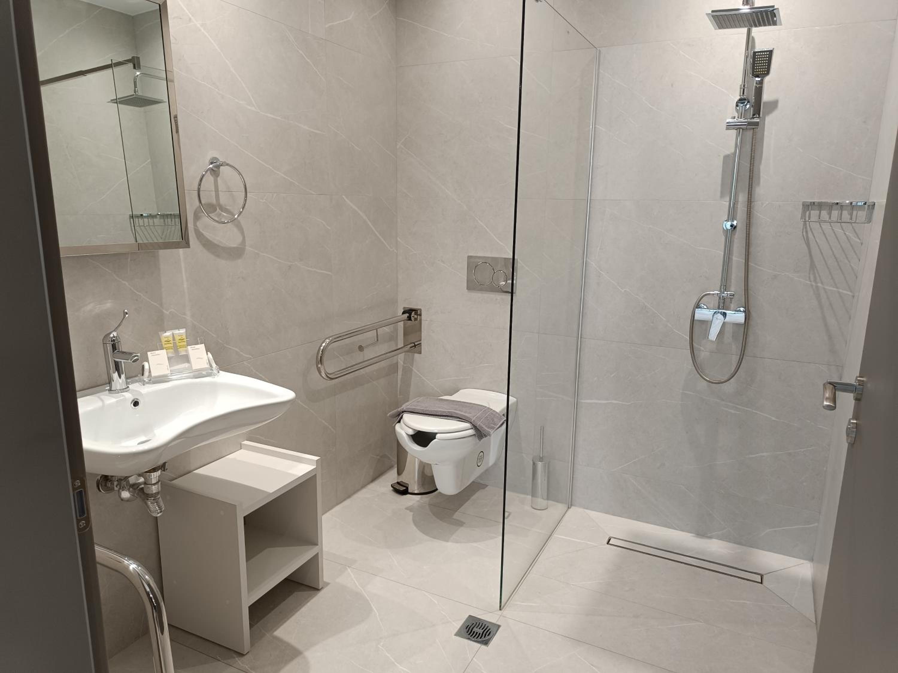 Oikos 9 Rooms and Suites, Billede 6