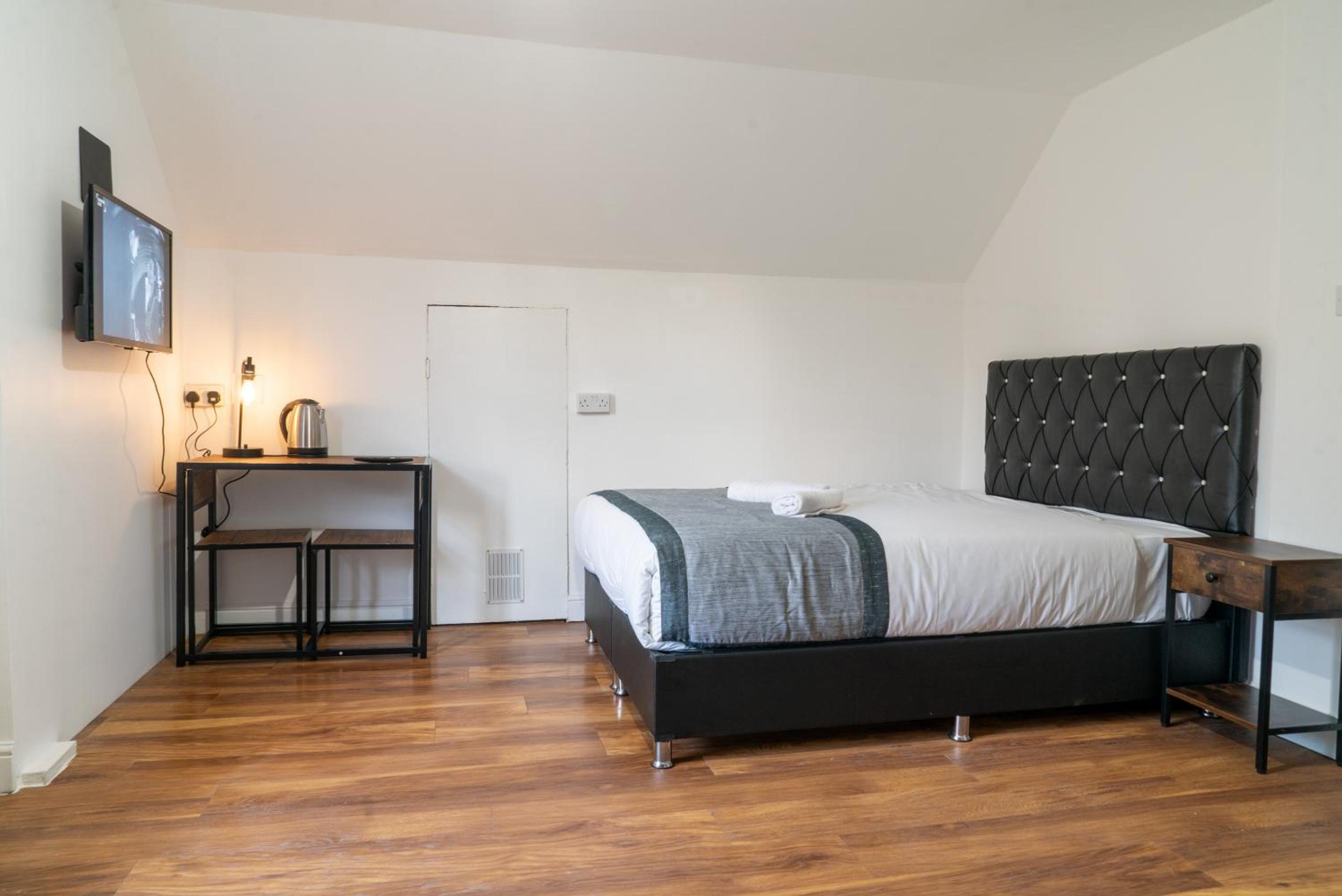 Budget Triple Room photo 2