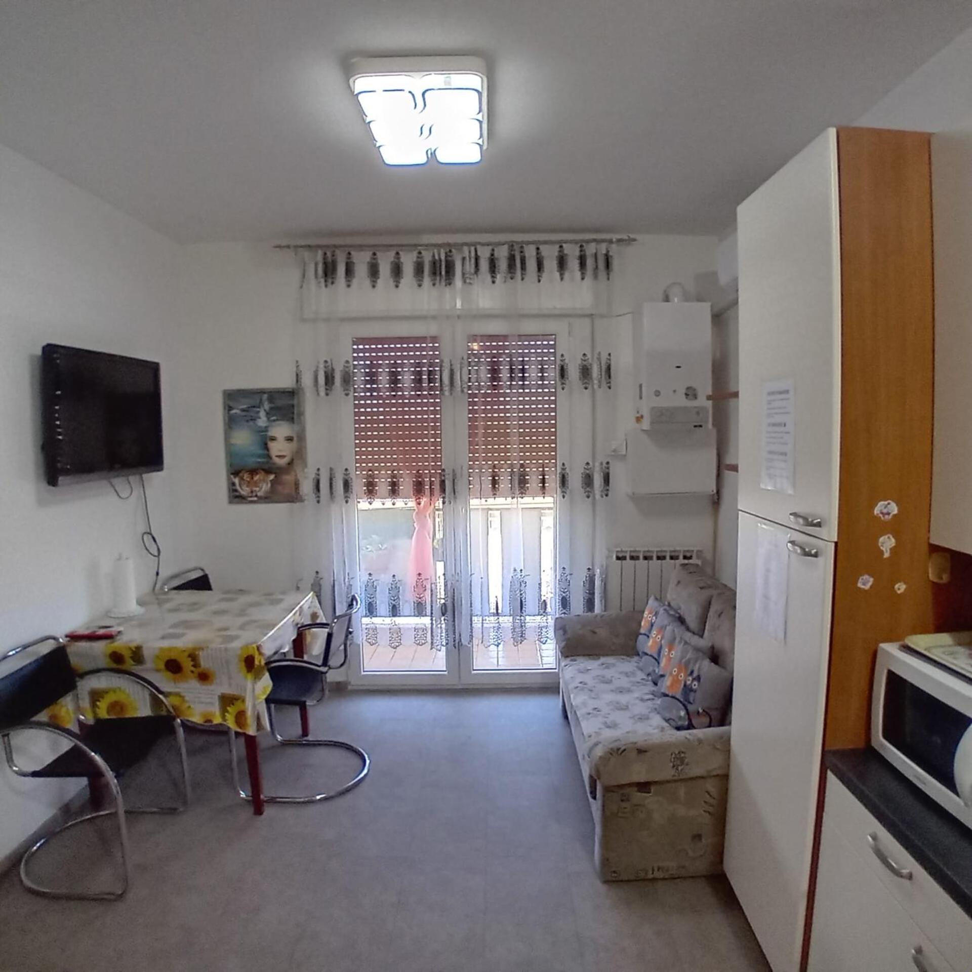Apartment with Balcony photo 1