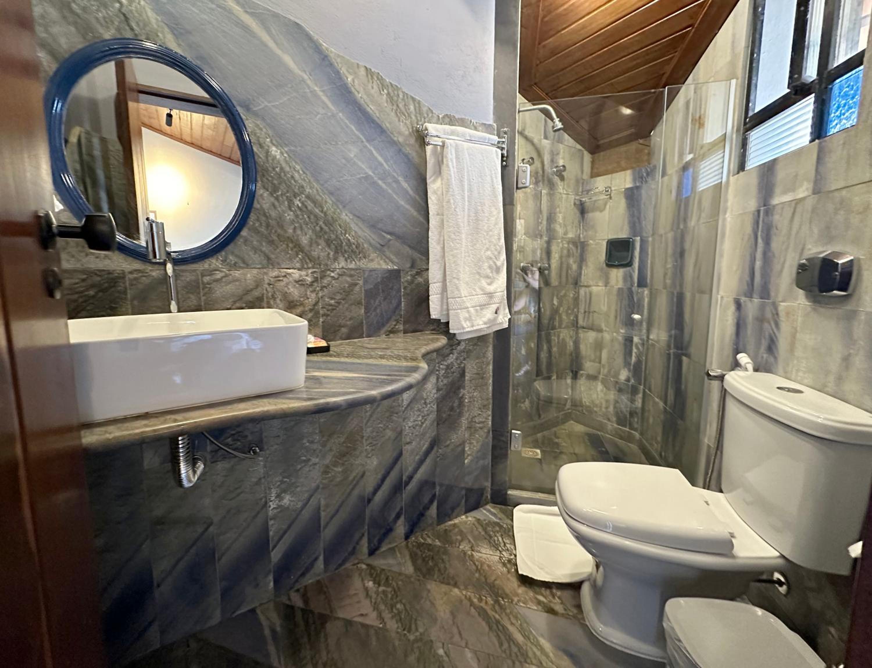 Double Room with Partial Sea View