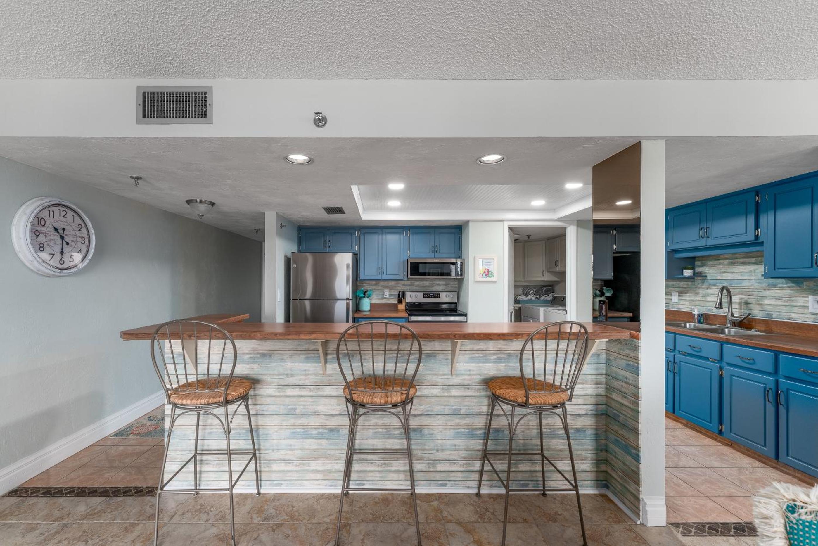Apartment with Sea View photo 3