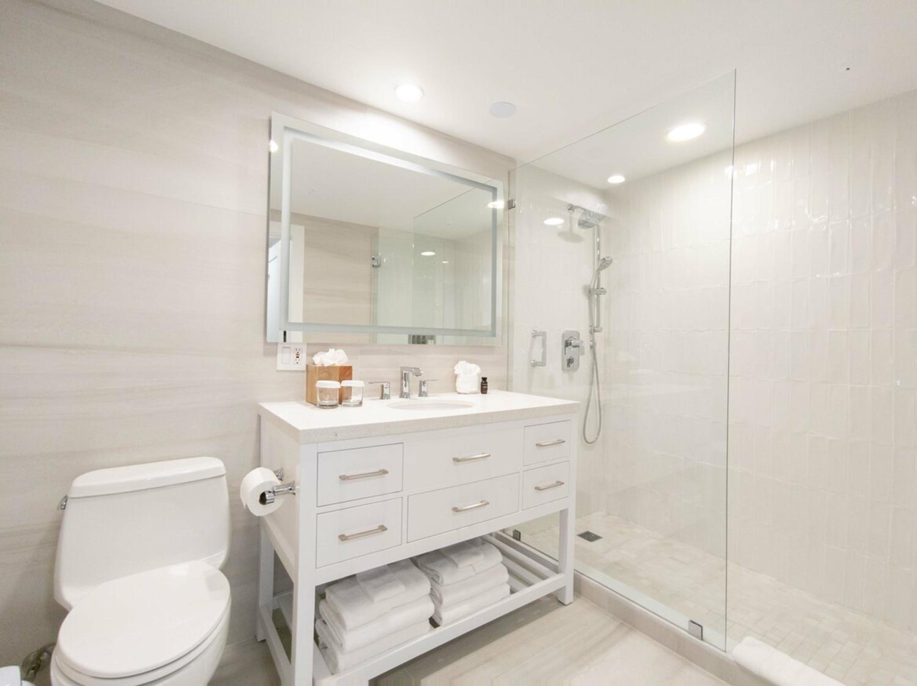 King One Bedroom - Photo 12