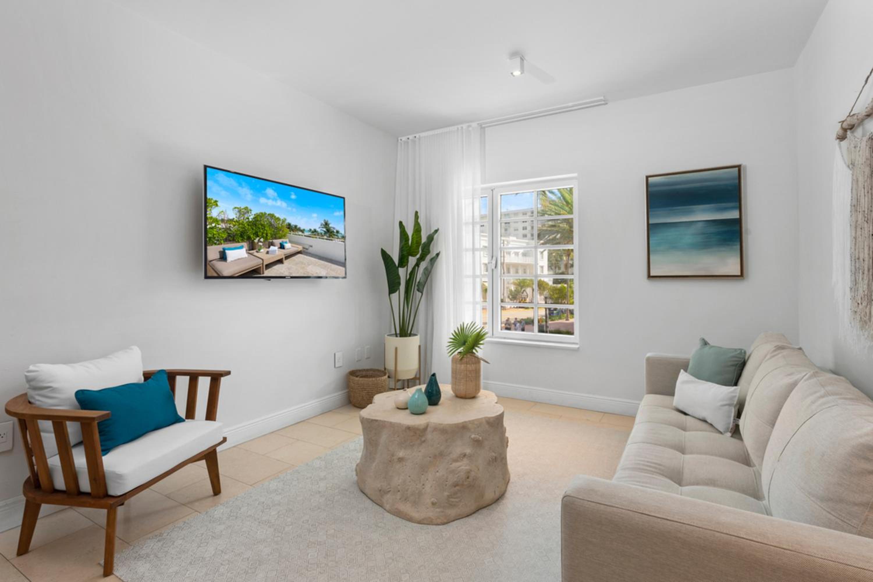 King One Bedroom - Photo 11