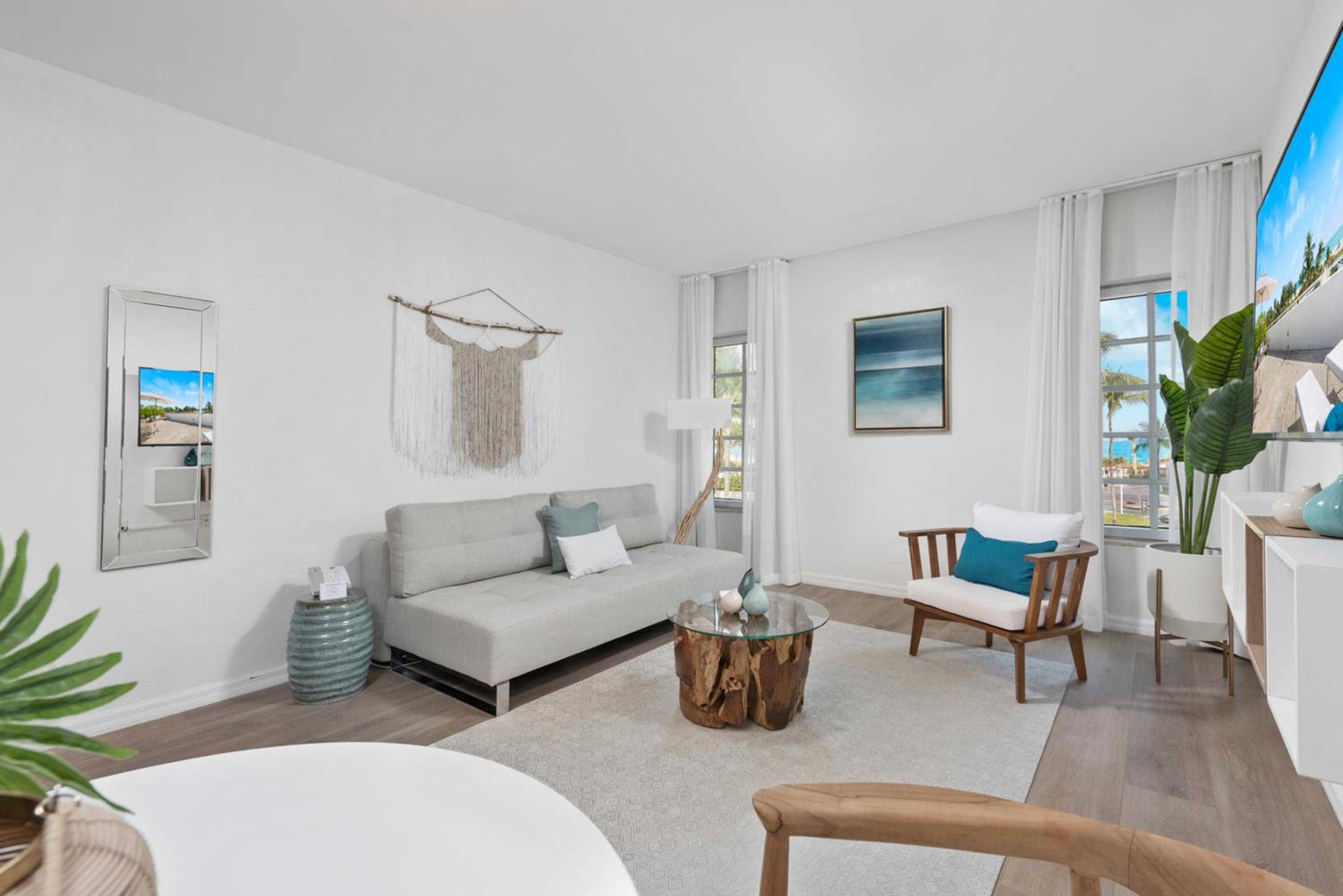 Ocean View One Bedroom thumbnail 5