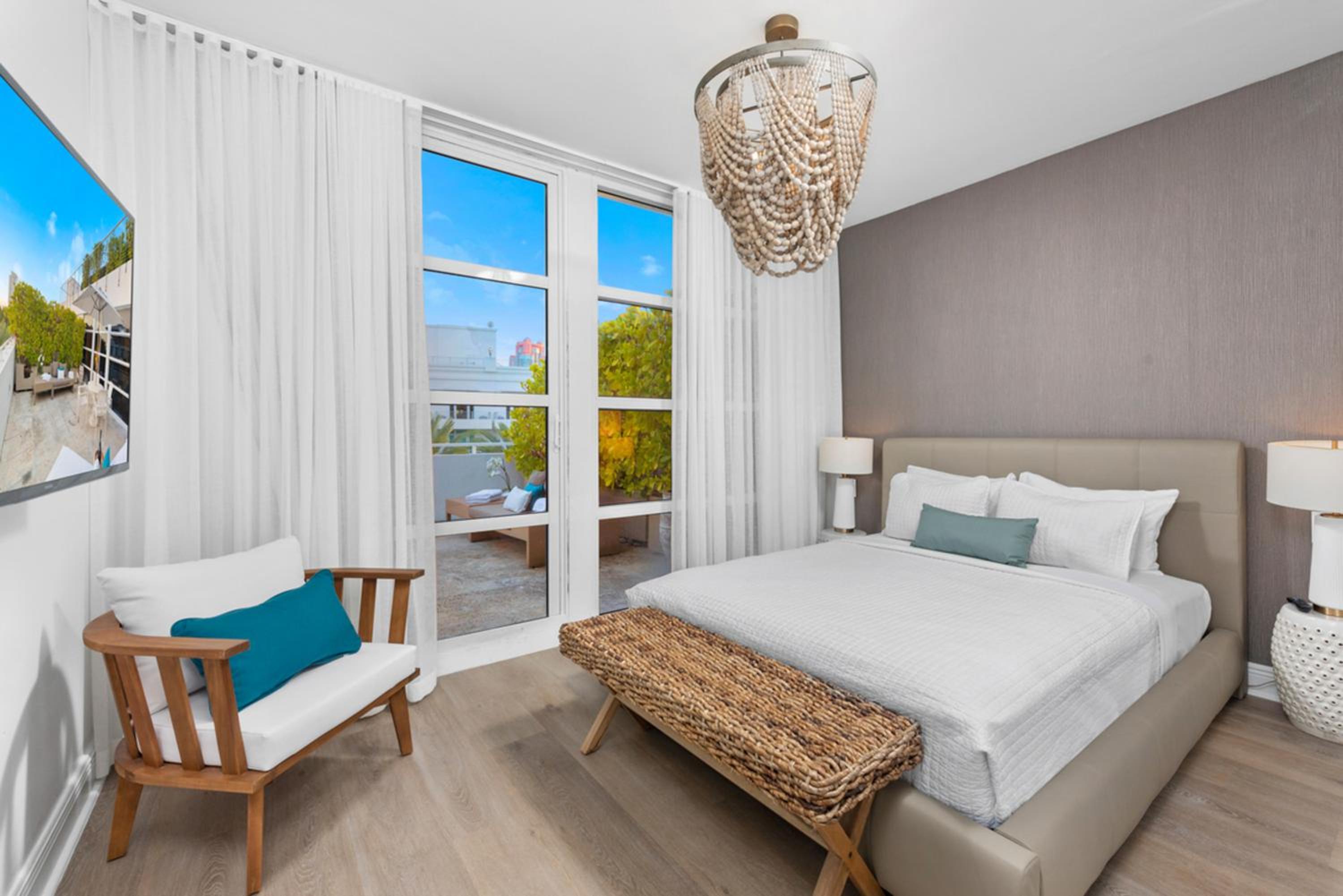 BENTLEY PENTHOUSE TWO BEDROOM