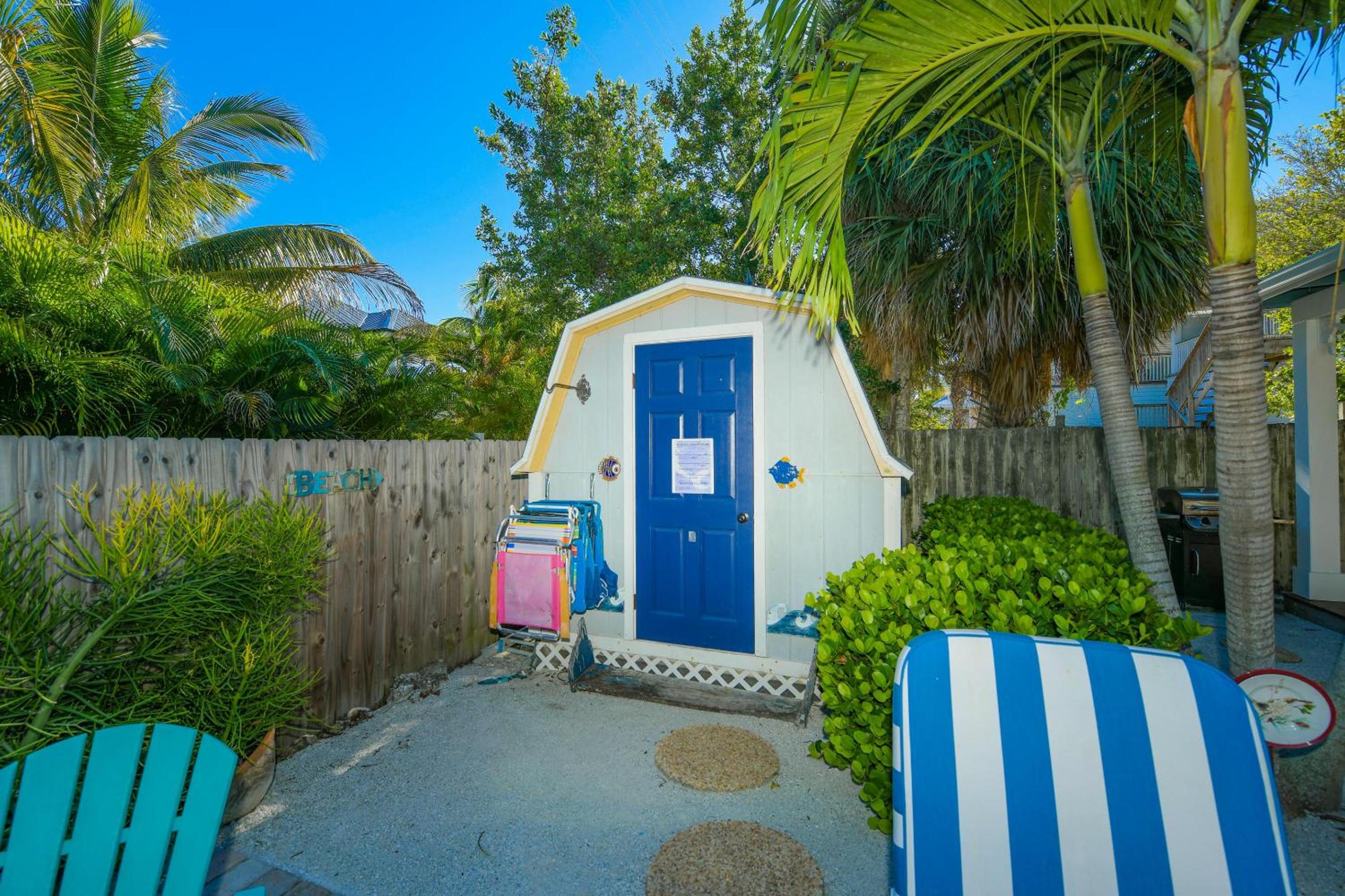 Three-Bedroom House photo 2