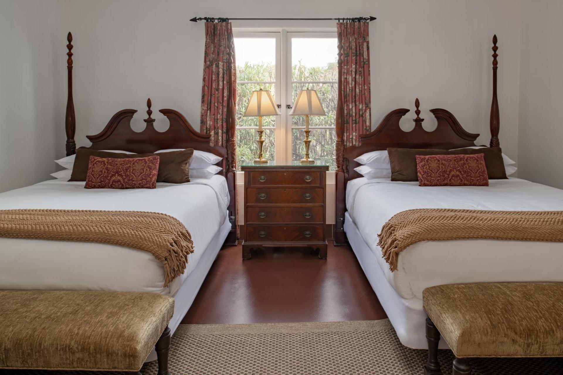 Standard Queen Room with Two Queen Beds