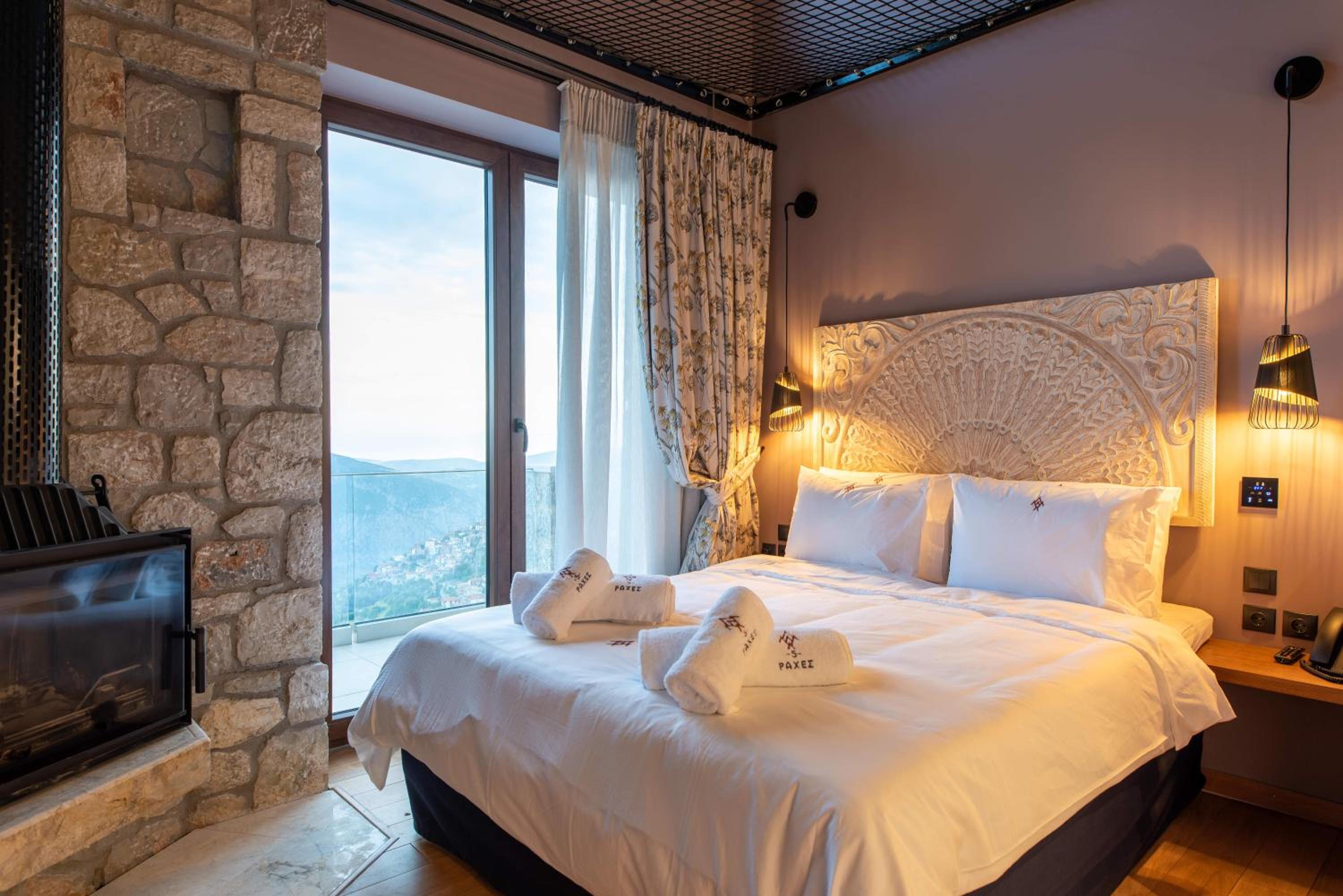  Suite with Mountain View photo 1