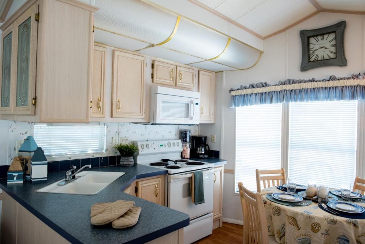 Mobile Home photo 2
