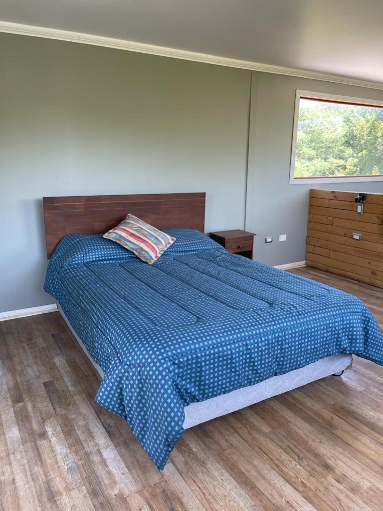 Three-Bedroom House photo 2