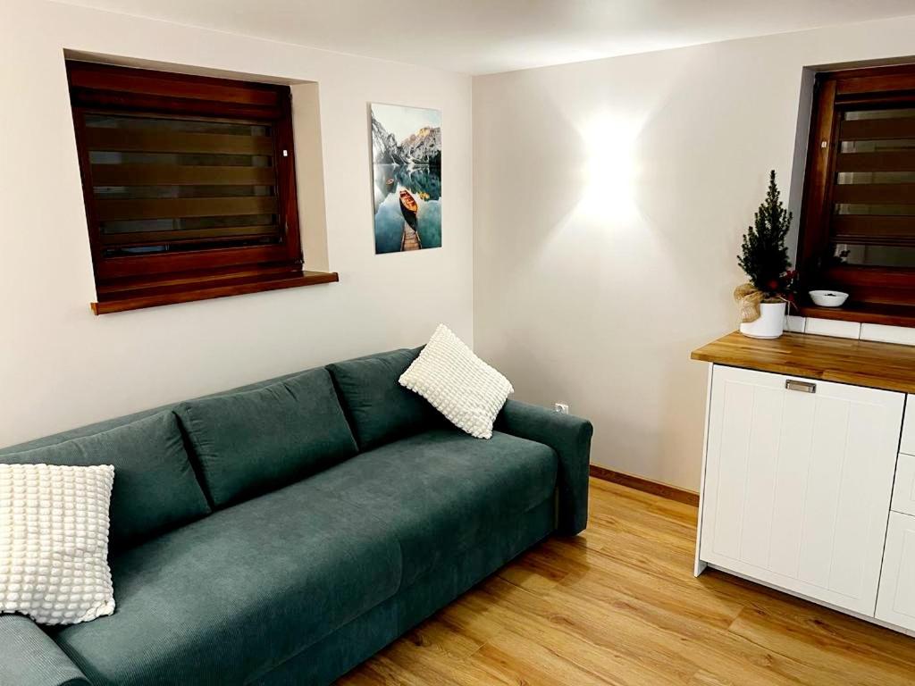 One-Bedroom Apartment - Photo 1