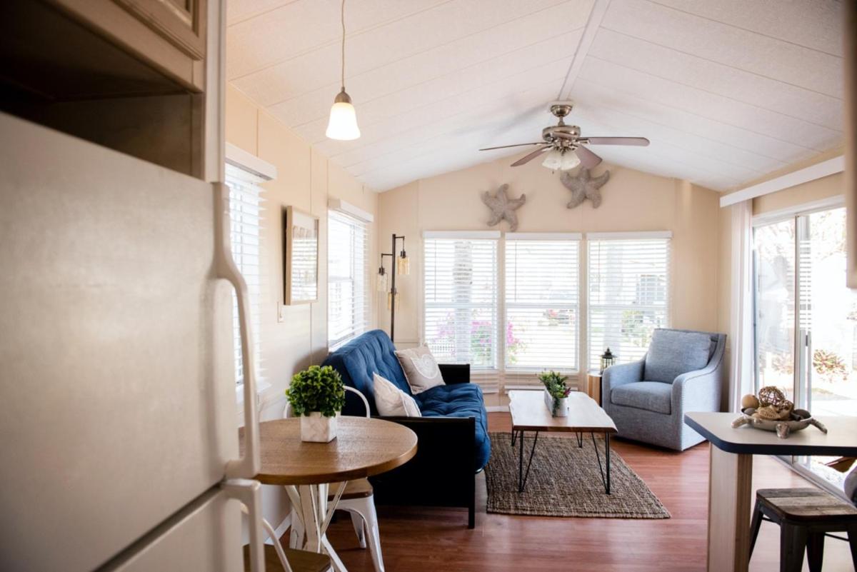 Mobile Home photo 1
