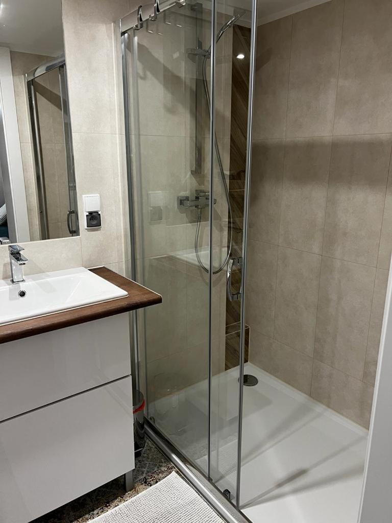 One-Bedroom Apartment - Photo 5