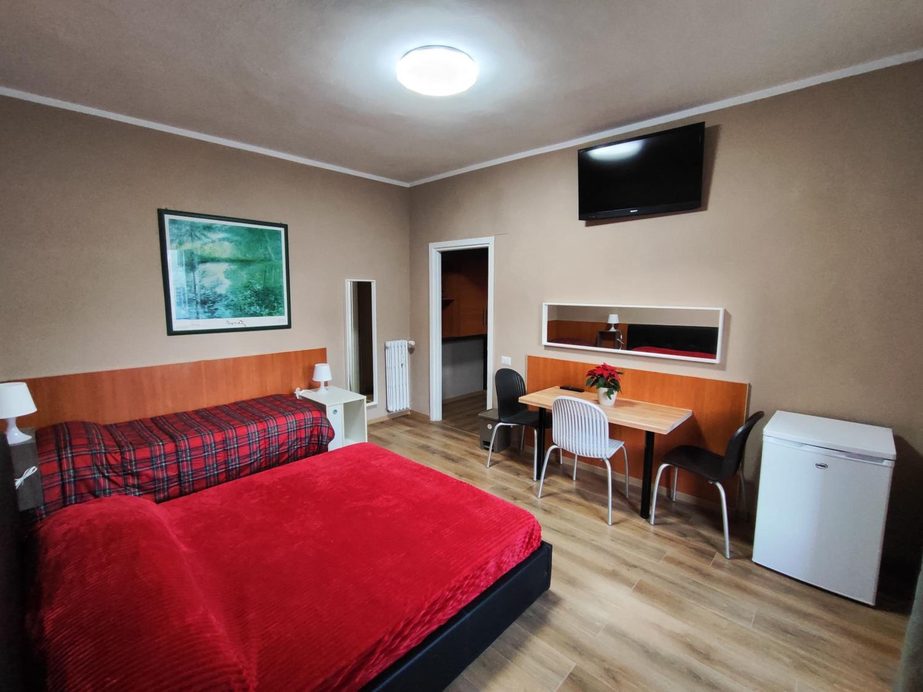Quadruple Room with Private Bathroom