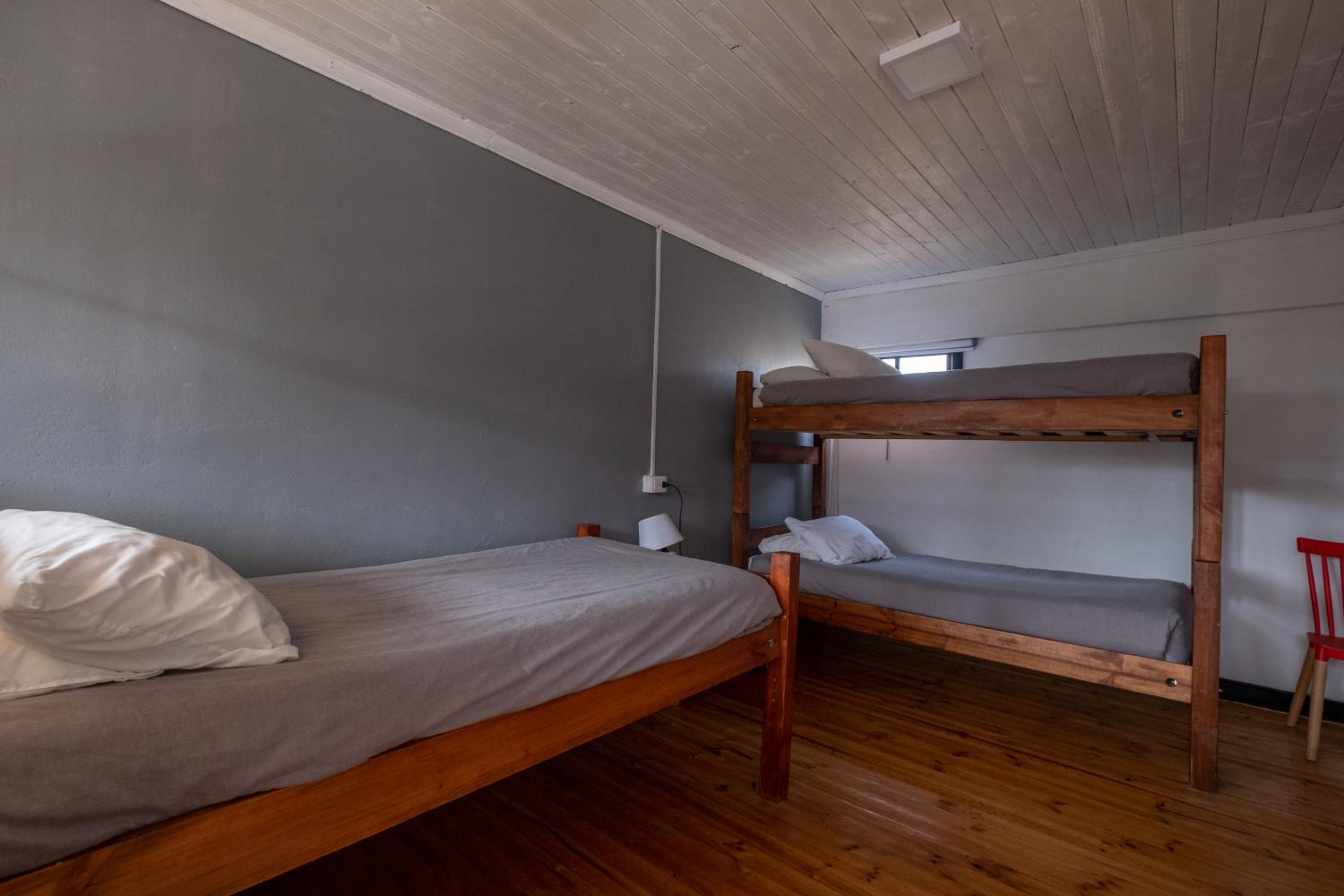 Triple Room with Private Bathroom photo 3